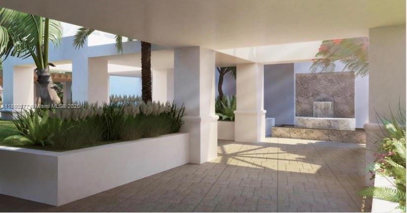 300 S Pointe Dr #504, Miami Beach FL 33139