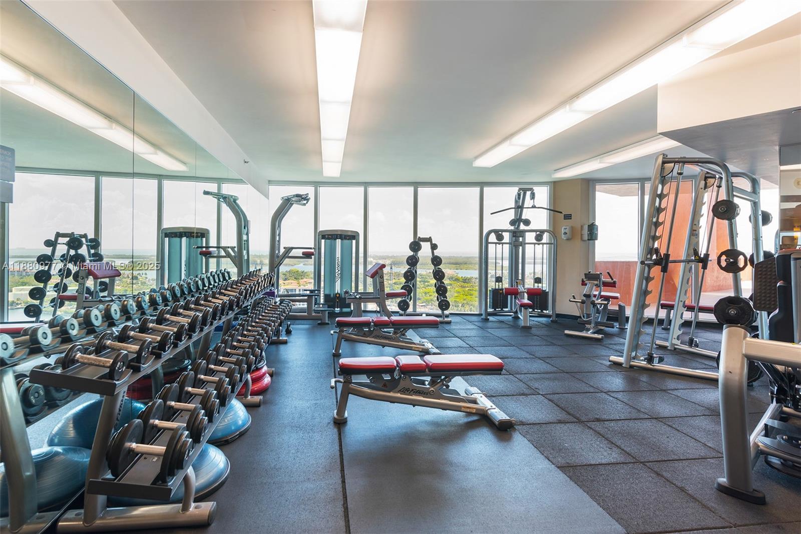 300 S Pointe Dr #504, Miami Beach FL 33139