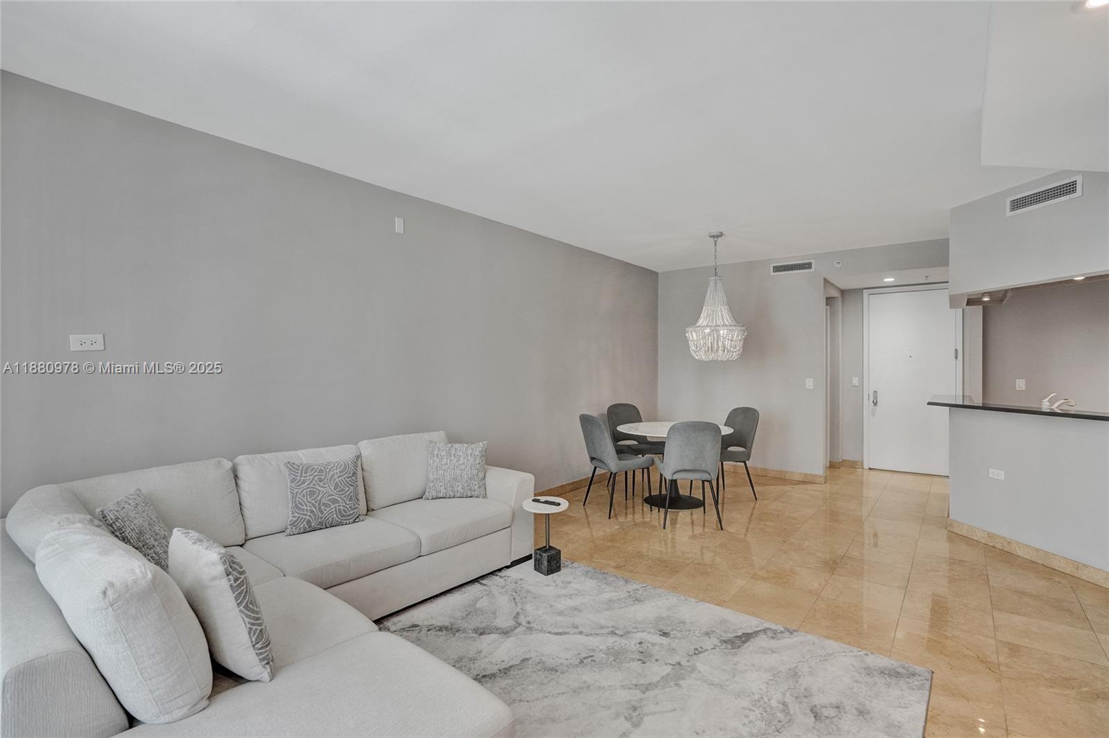 801 Brickell Key Blvd #808, Miami FL 33131
