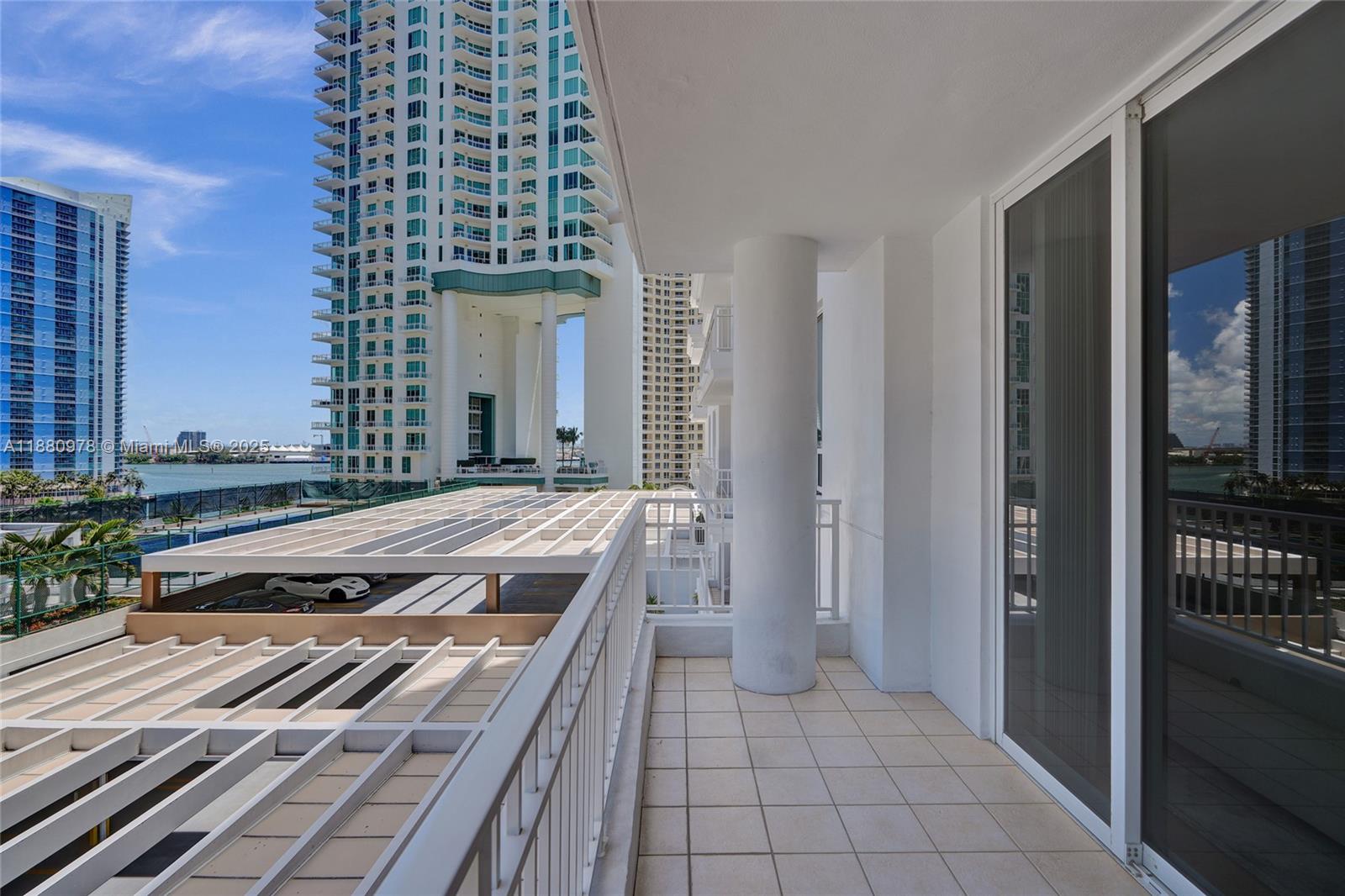 801 Brickell Key Blvd #808, Miami FL 33131