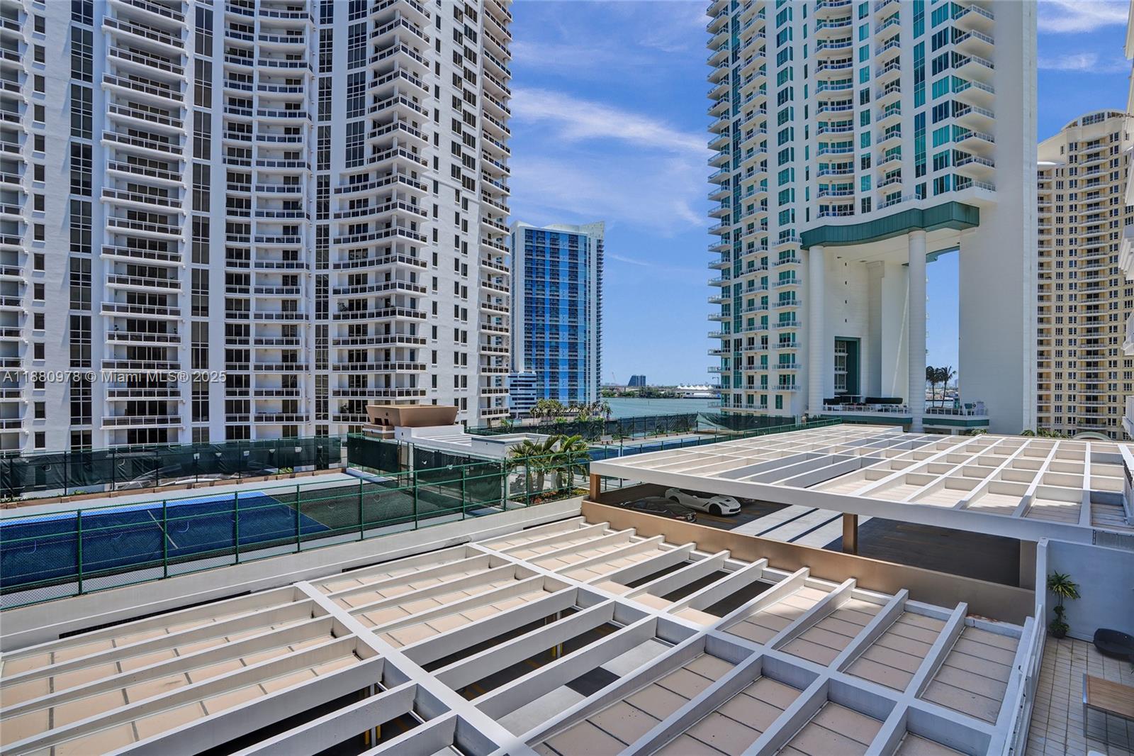 801 Brickell Key Blvd #808, Miami FL 33131