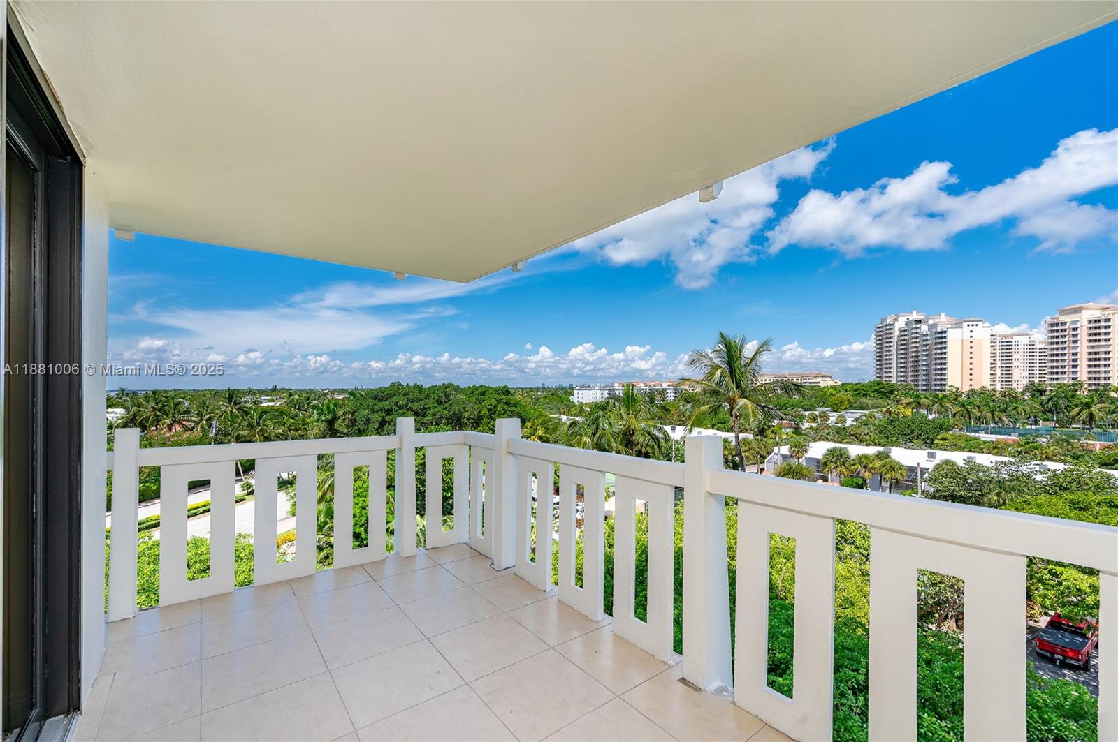1121 Crandon Blvd #E501, Key Biscayne FL 33149