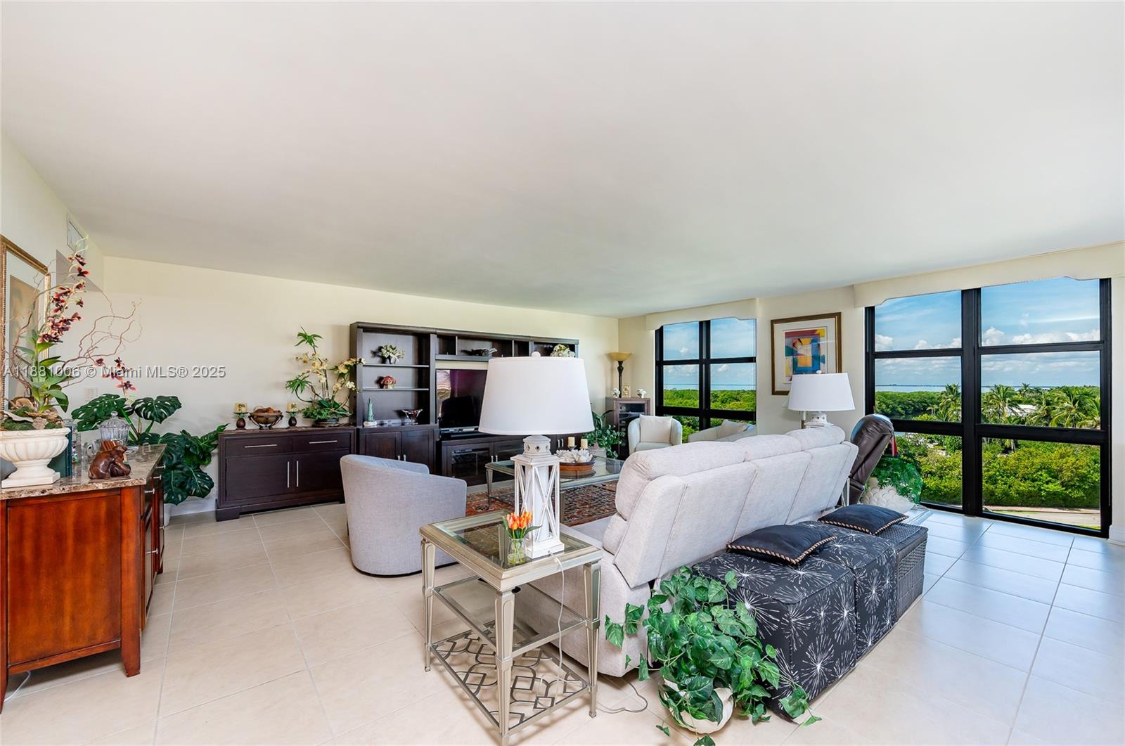 1121 Crandon Blvd #E501, Key Biscayne FL 33149