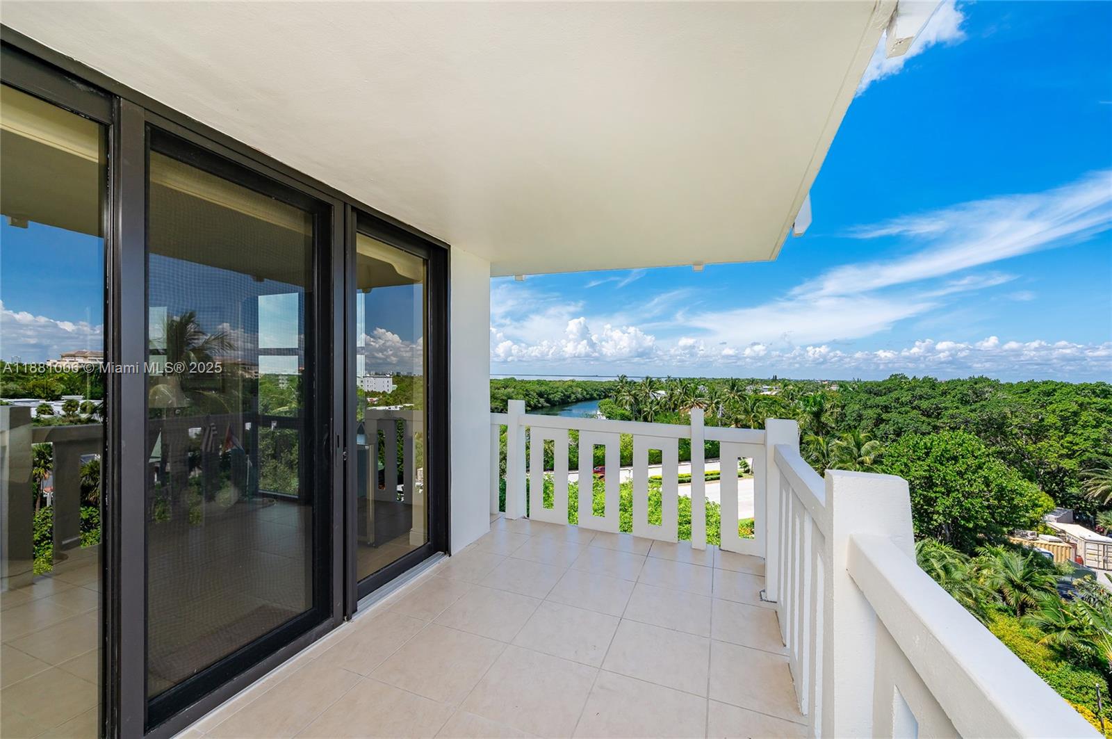 1121 Crandon Blvd #E501, Key Biscayne FL 33149
