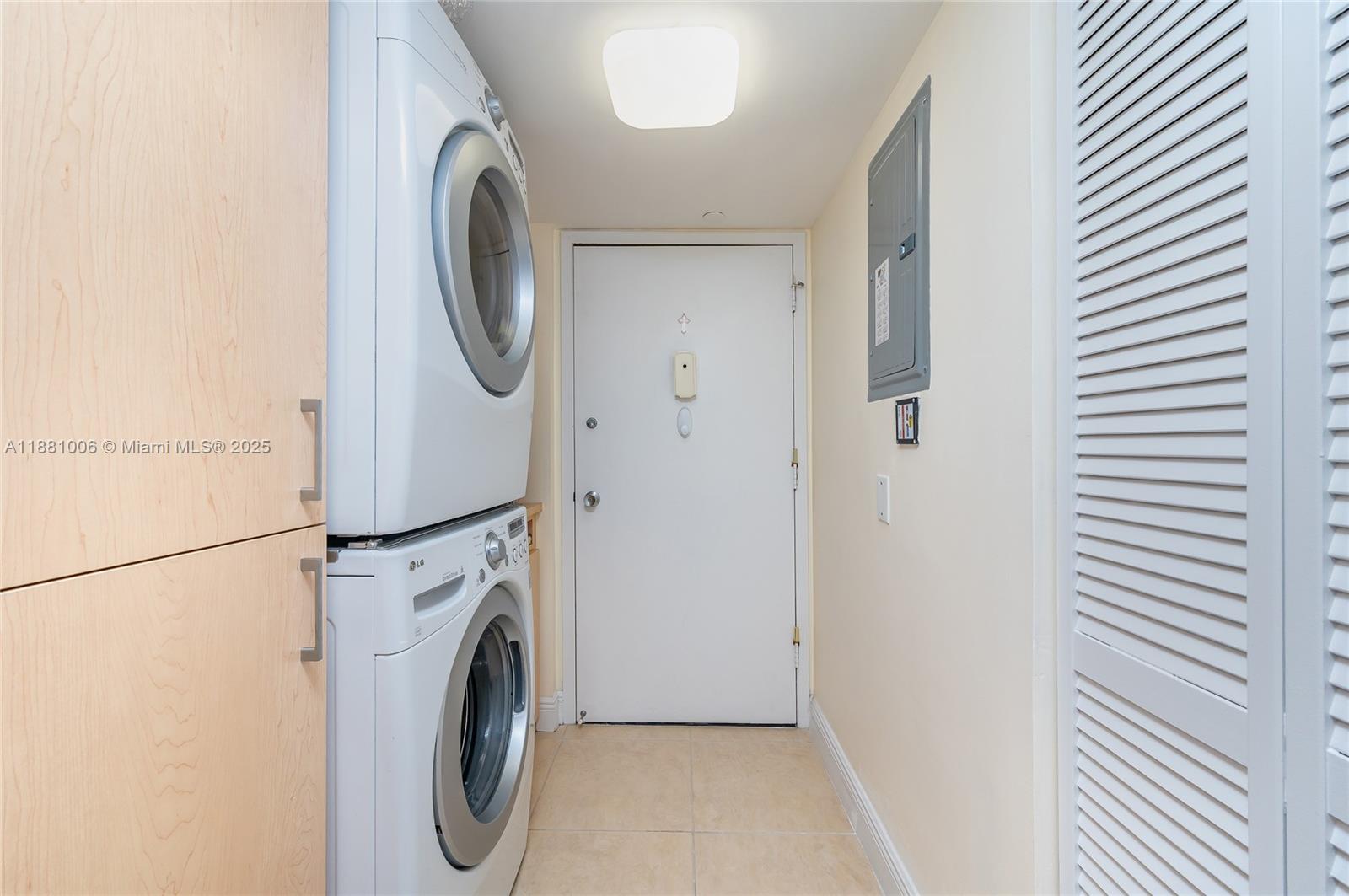 1121 Crandon Blvd #E501, Key Biscayne FL 33149