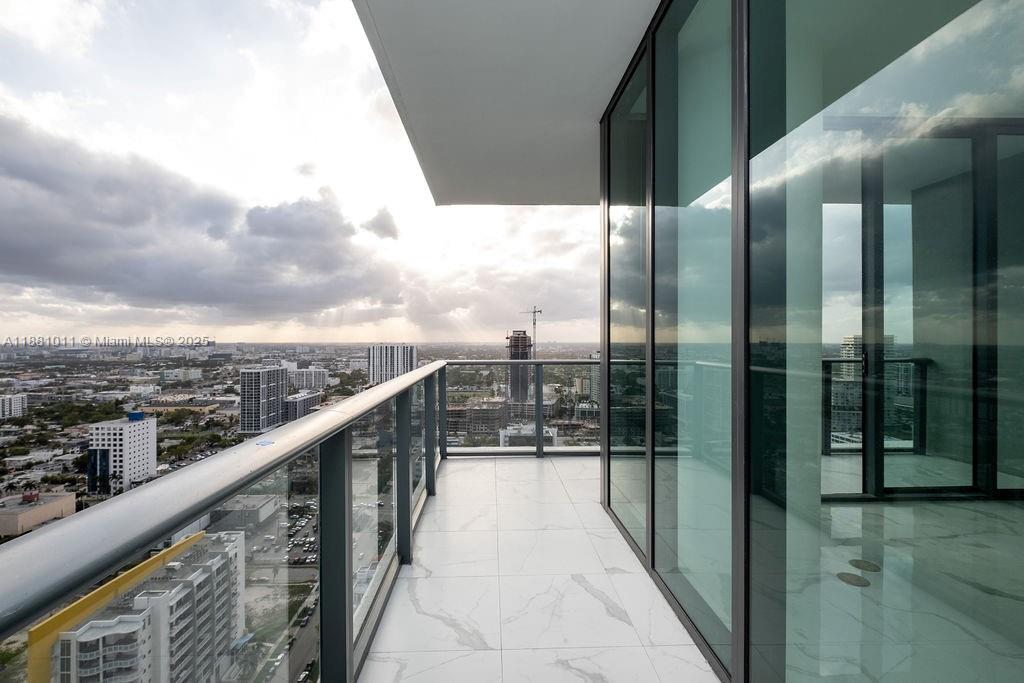 480 NE 31 St #3101, Miami FL 33137