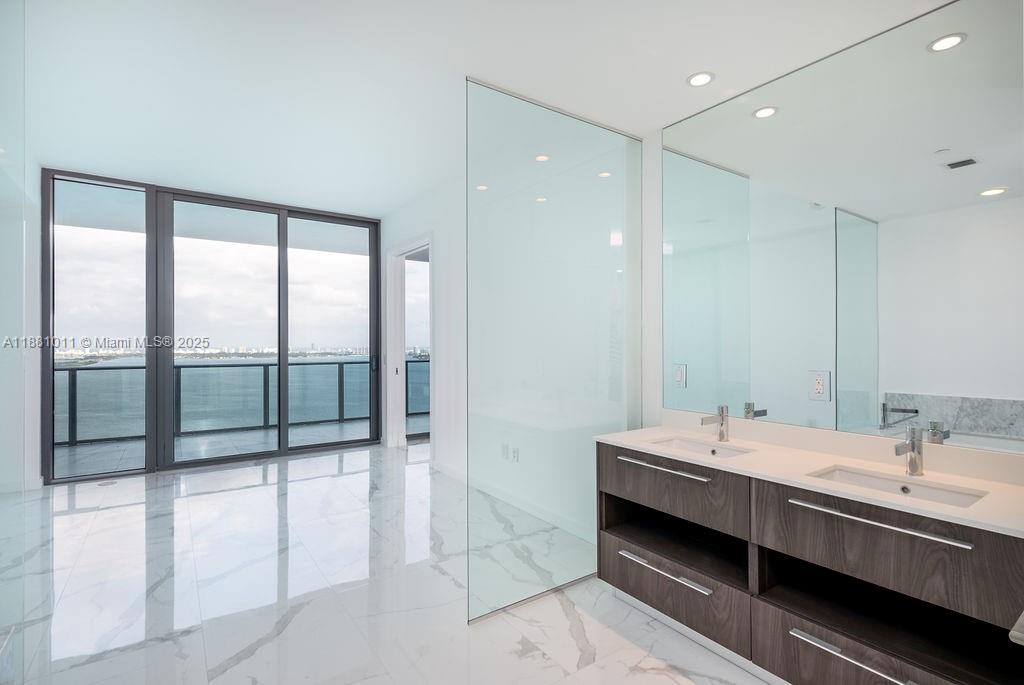 480 NE 31 St #3101, Miami FL 33137