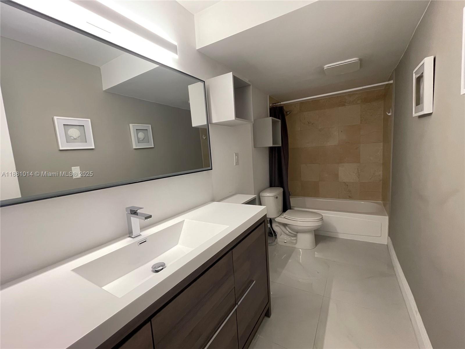 10275 Collins Ave #624, Bal Harbour FL 33154