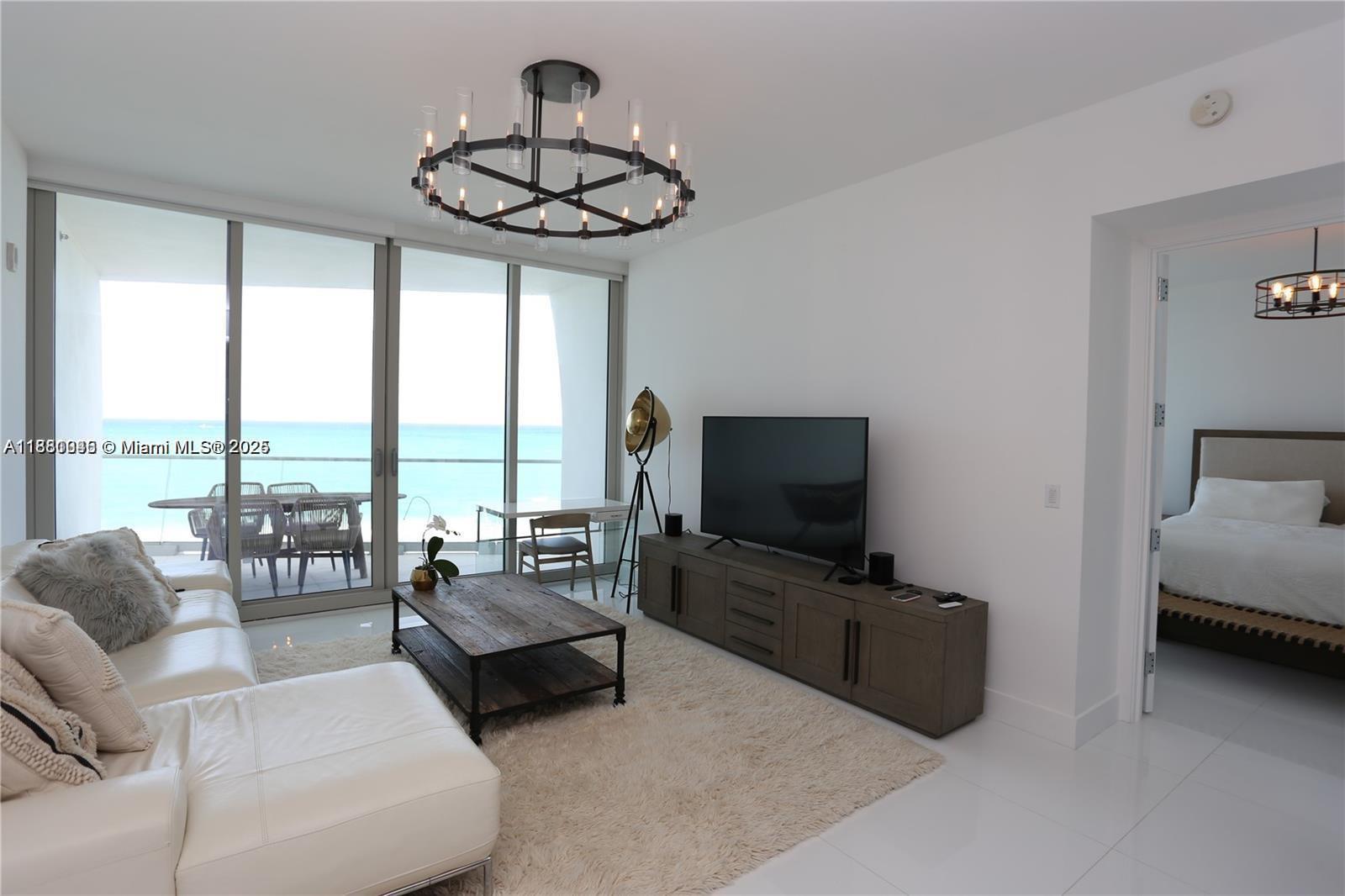 16901 Collins Ave #904, Sunny Isles Beach FL 33160
