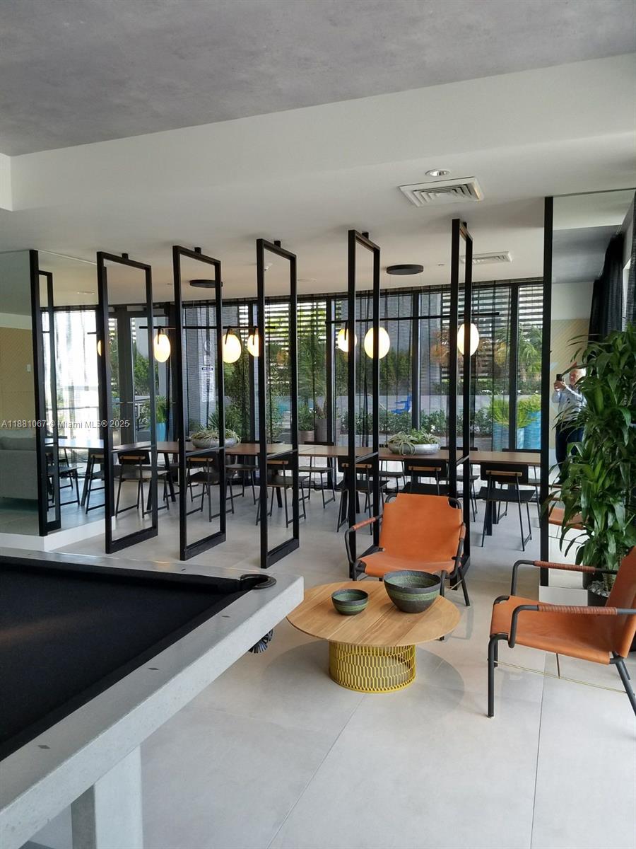 121 NE 34th St #503, Miami FL 33137