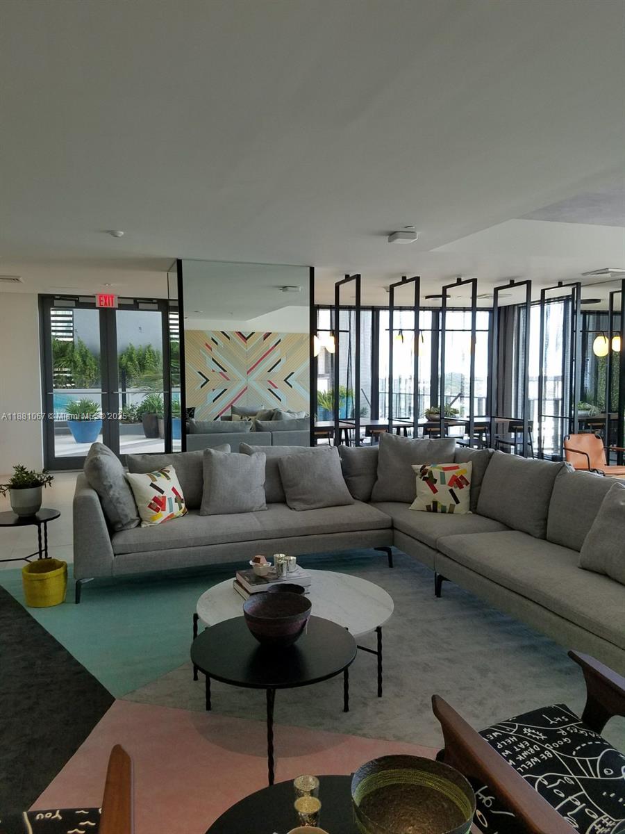 121 NE 34th St #503, Miami FL 33137