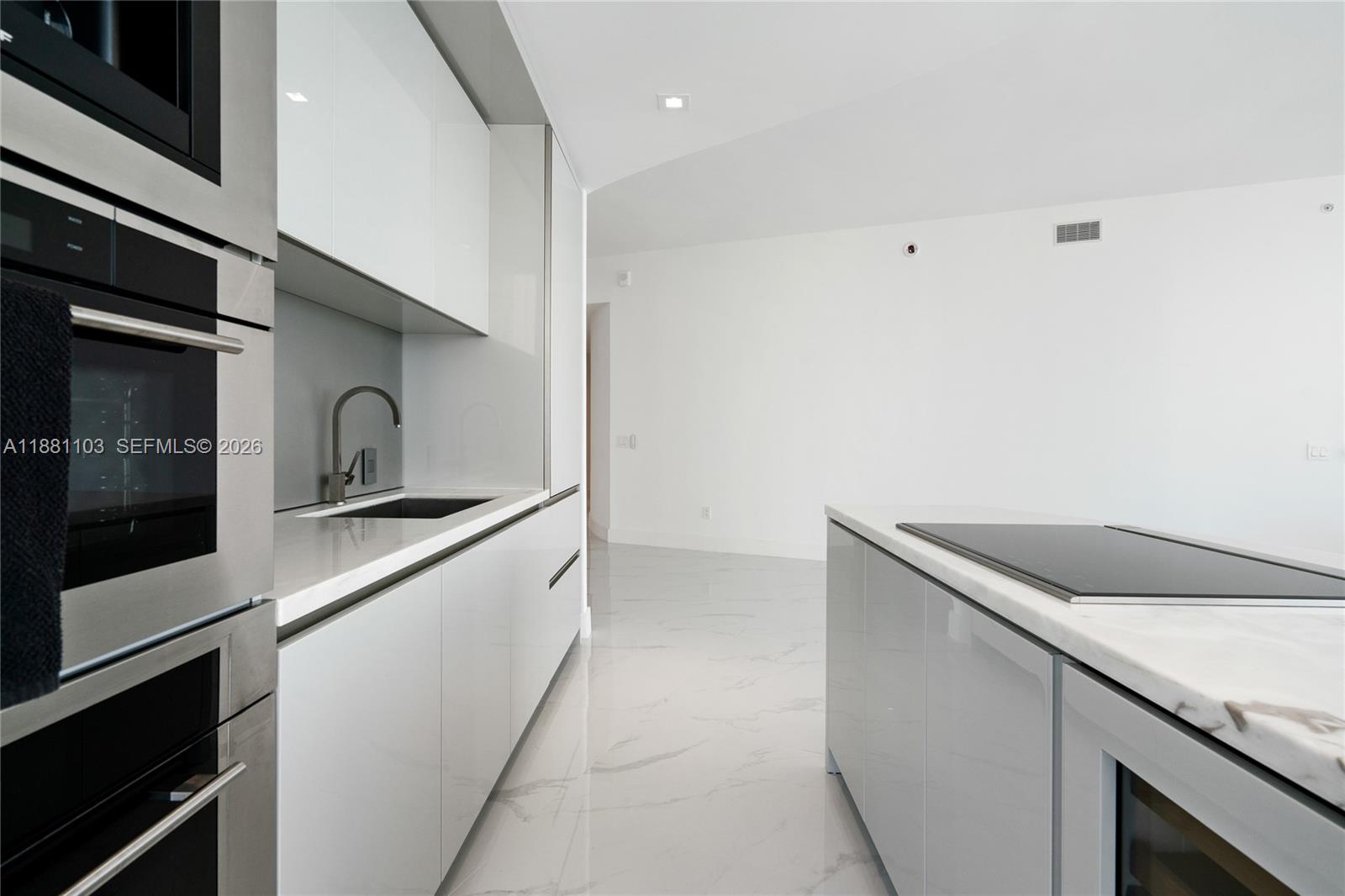 18975 Collins Ave #1104, Sunny Isles Beach FL 33160