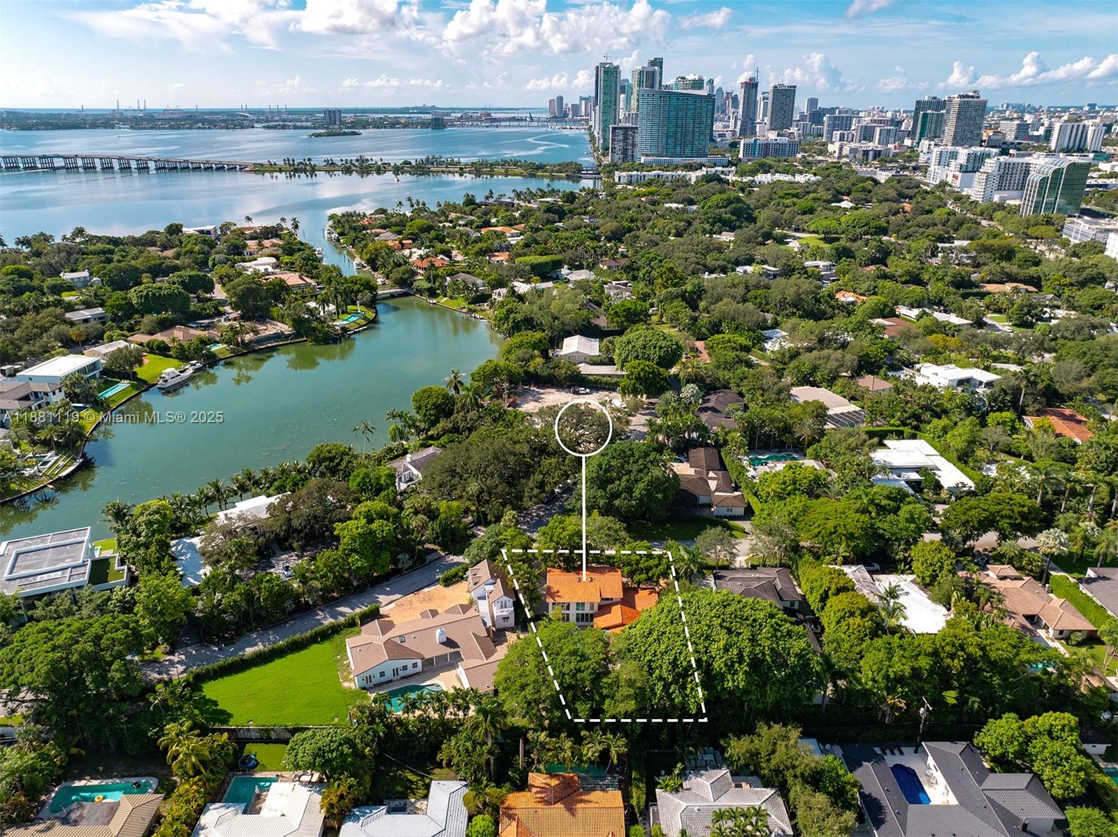 575 Bay Point Rd, Miami FL 33137