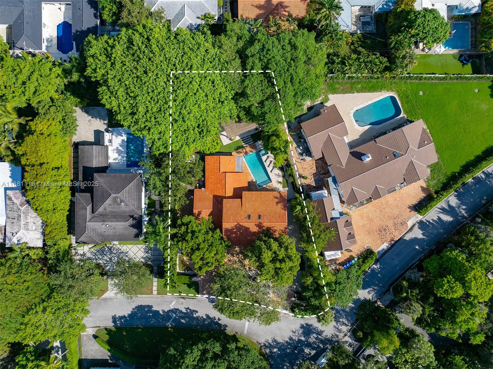 575 Bay Point Rd, Miami FL 33137