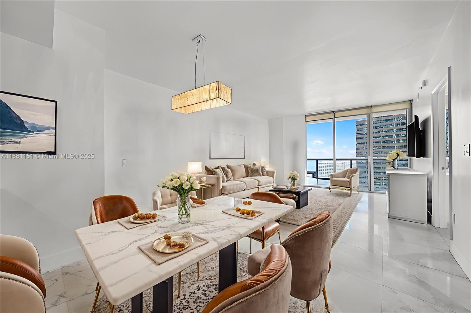 485 Brickell Ave #2209, Miami FL 33131