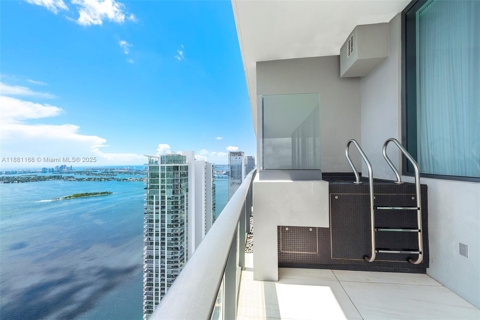 480 NE 31st St #PH5204, Miami FL 33137