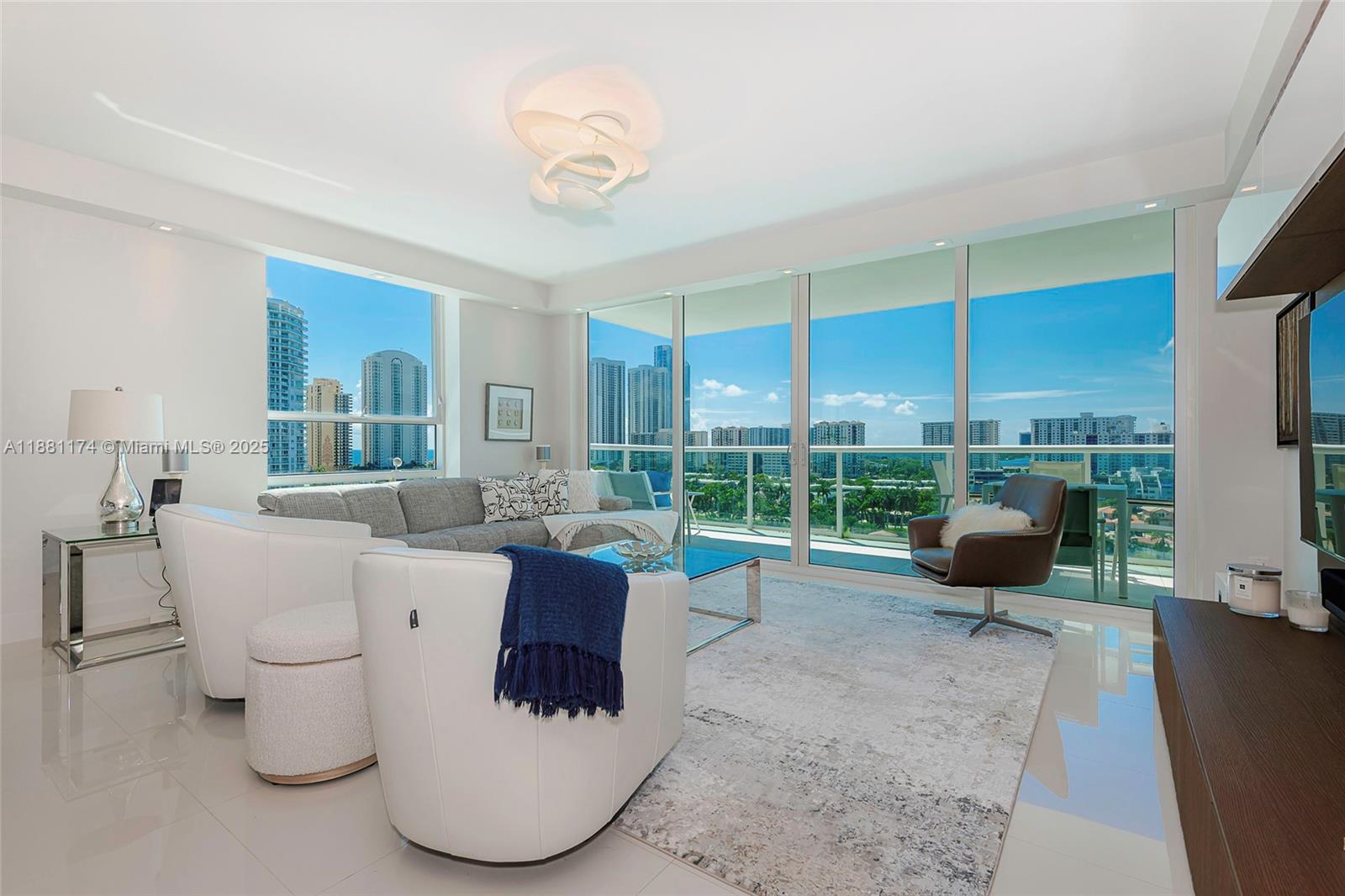 400 Sunny Isles Blvd #1122 CORNER UNIT, Sunny Isles Beach FL 33160