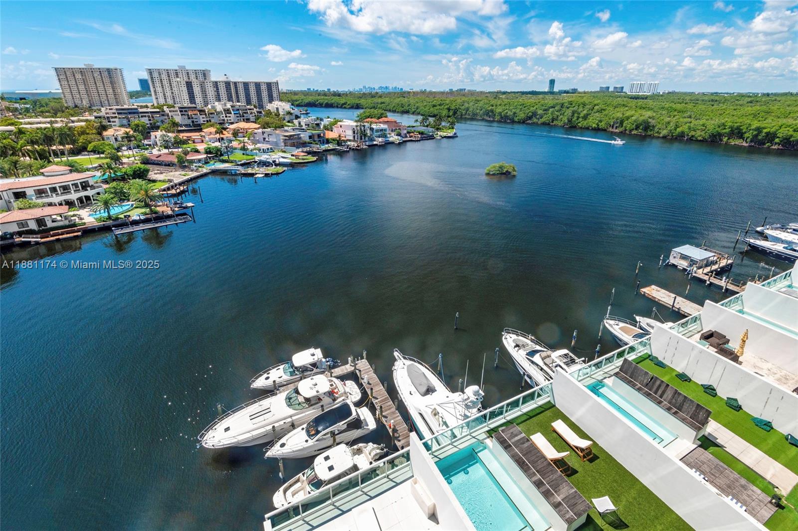 400 Sunny Isles Blvd #1122 CORNER UNIT, Sunny Isles Beach FL 33160