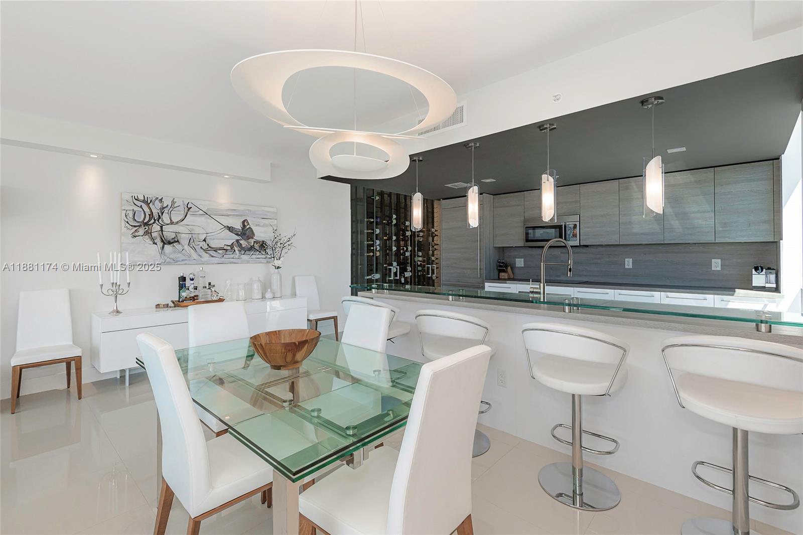 400 Sunny Isles Blvd #1122 CORNER UNIT, Sunny Isles Beach FL 33160