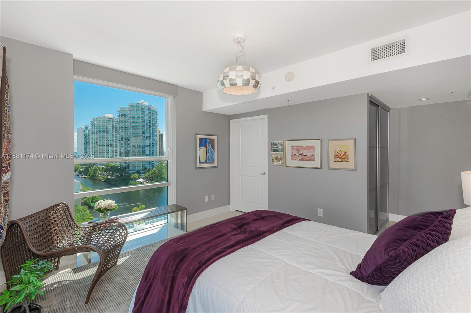 400 Sunny Isles Blvd #1122 CORNER UNIT, Sunny Isles Beach FL 33160