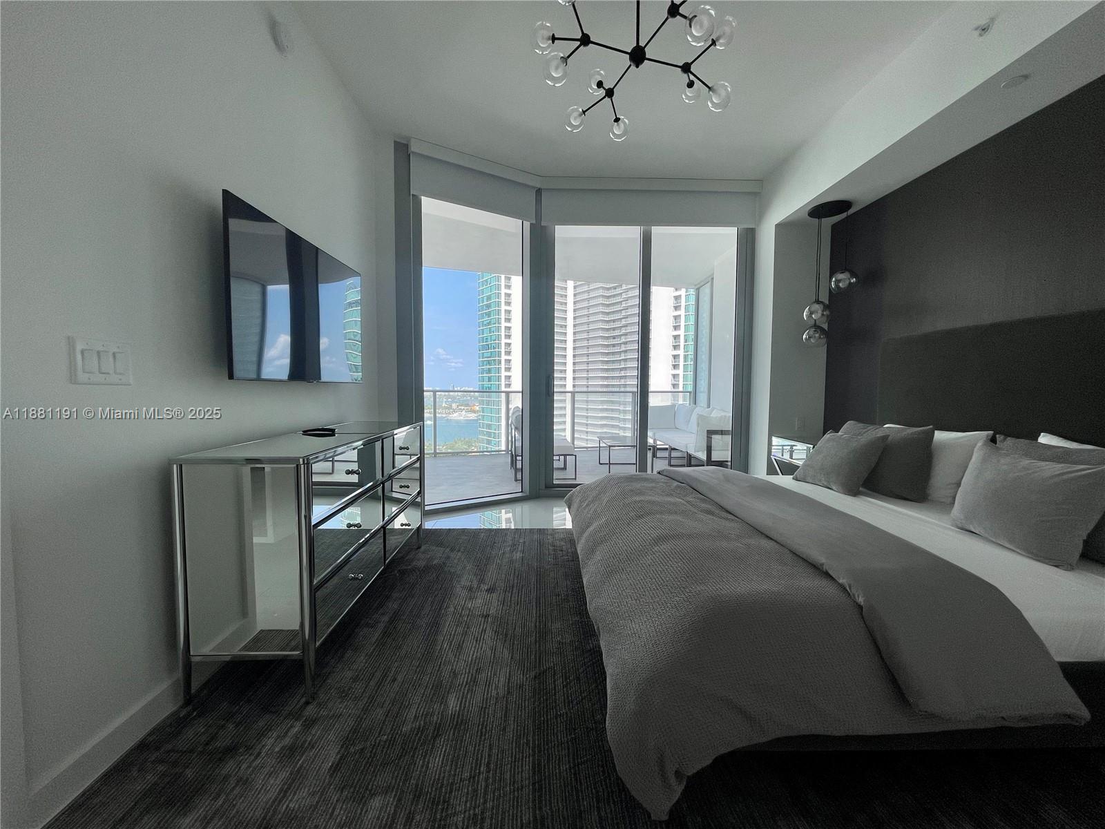 851 NE 1st Ave #2403, Miami FL 33132