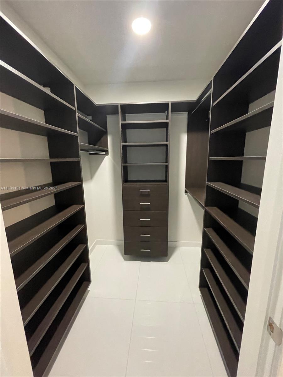 851 NE 1st Ave #2403, Miami FL 33132