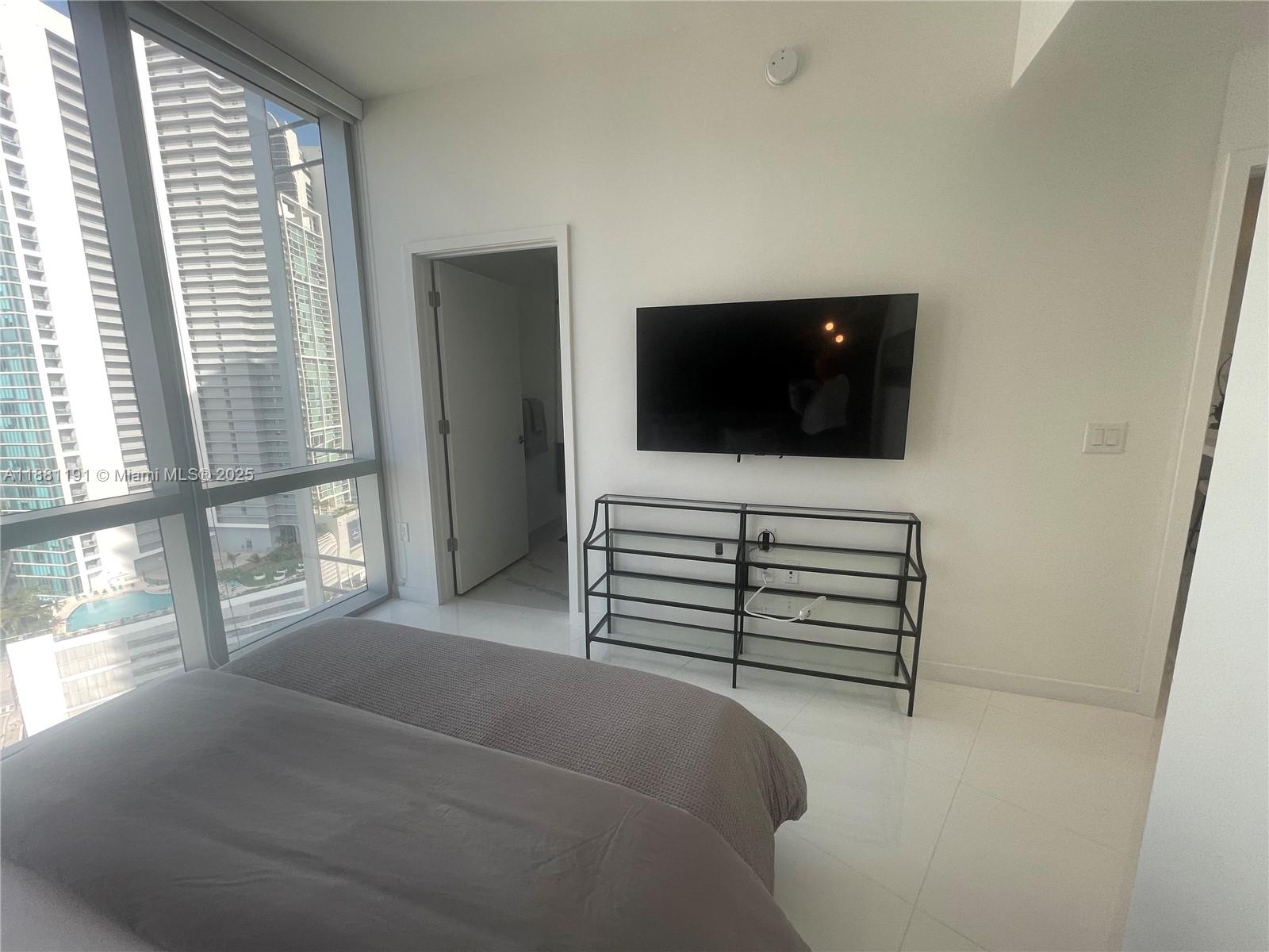 851 NE 1st Ave #2403, Miami FL 33132