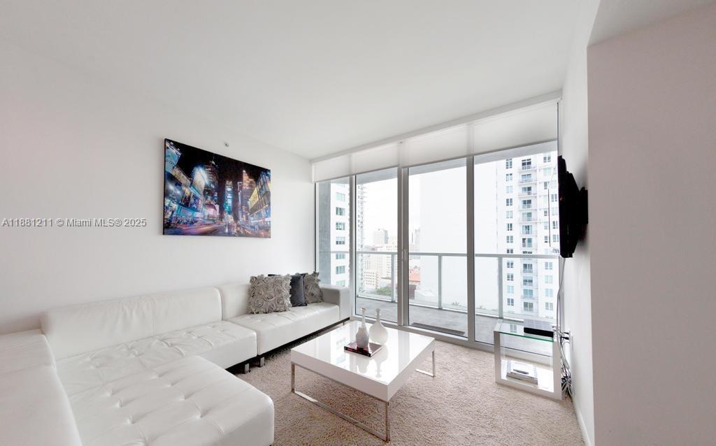 244 Biscayne Blvd #1710, Miami FL 33132