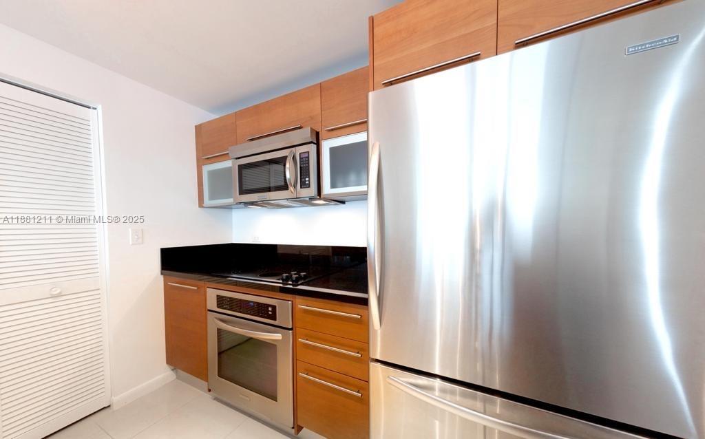 244 Biscayne Blvd #1710, Miami FL 33132