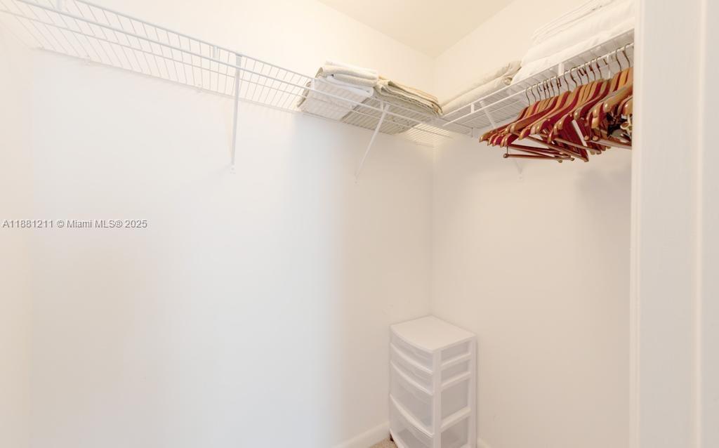 244 Biscayne Blvd #1710, Miami FL 33132