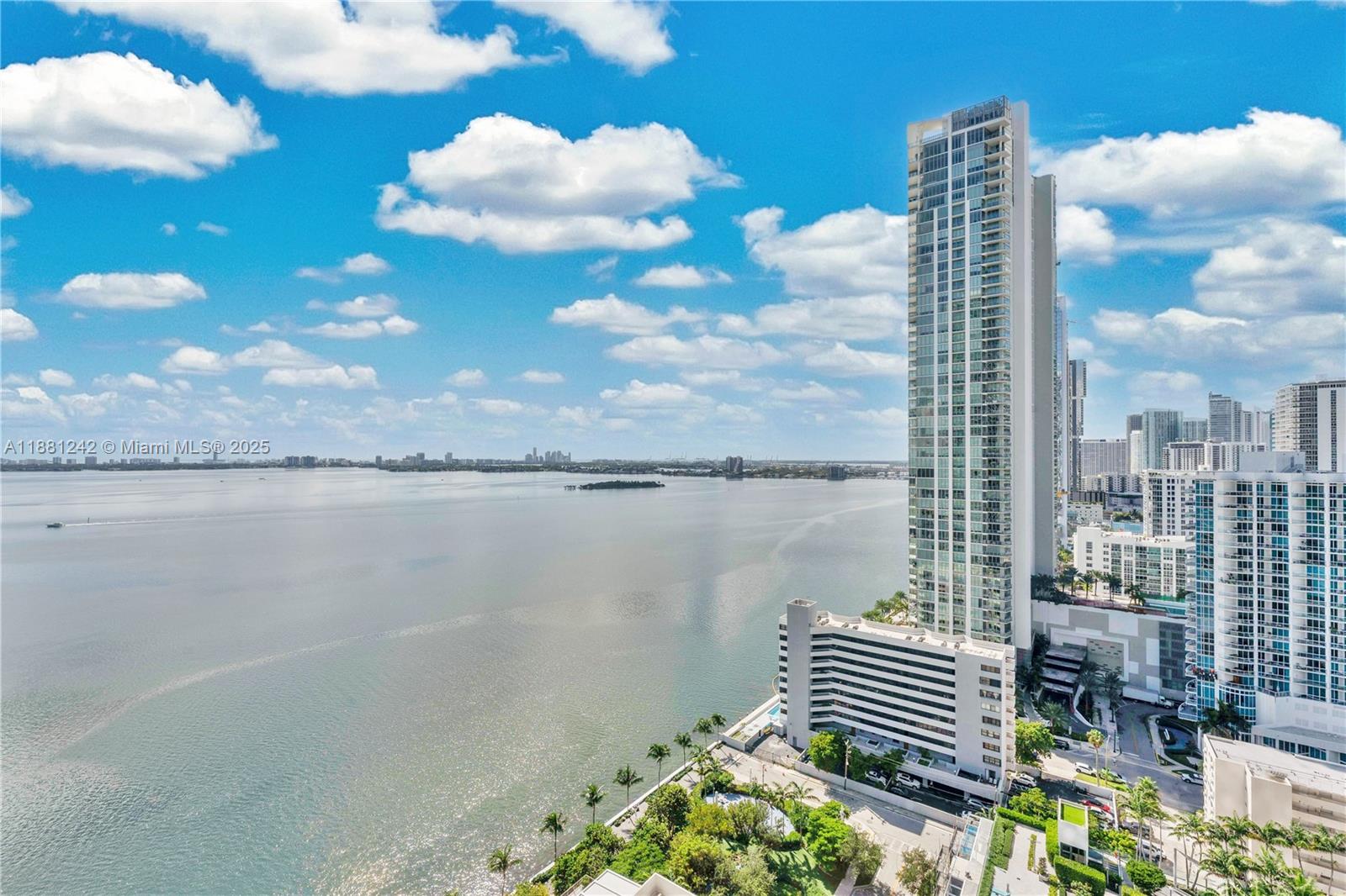 650 NE 32nd St #2407, Miami FL 33137