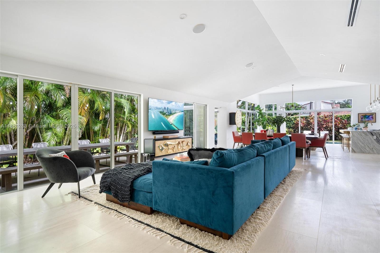 520 E Dilido Dr, Miami Beach FL 33139
