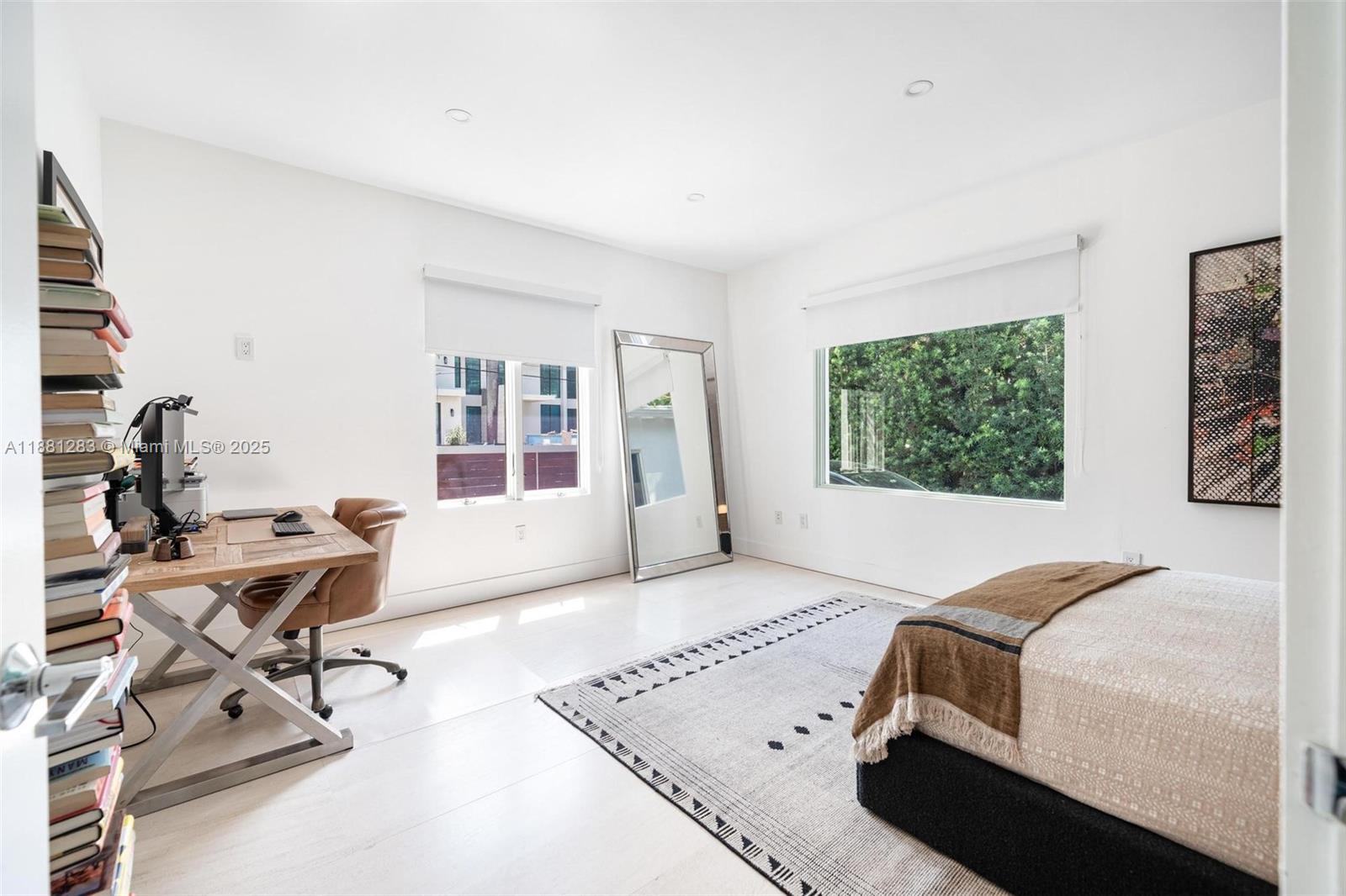 520 E Dilido Dr, Miami Beach FL 33139