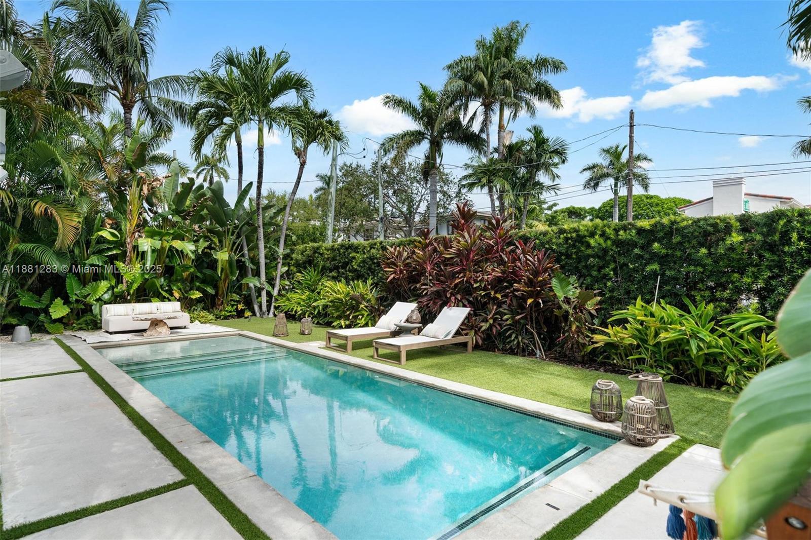 520 E Dilido Dr, Miami Beach FL 33139