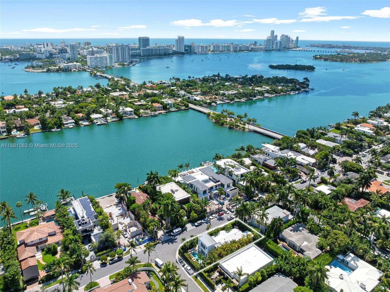 520 E Dilido Dr, Miami Beach FL 33139