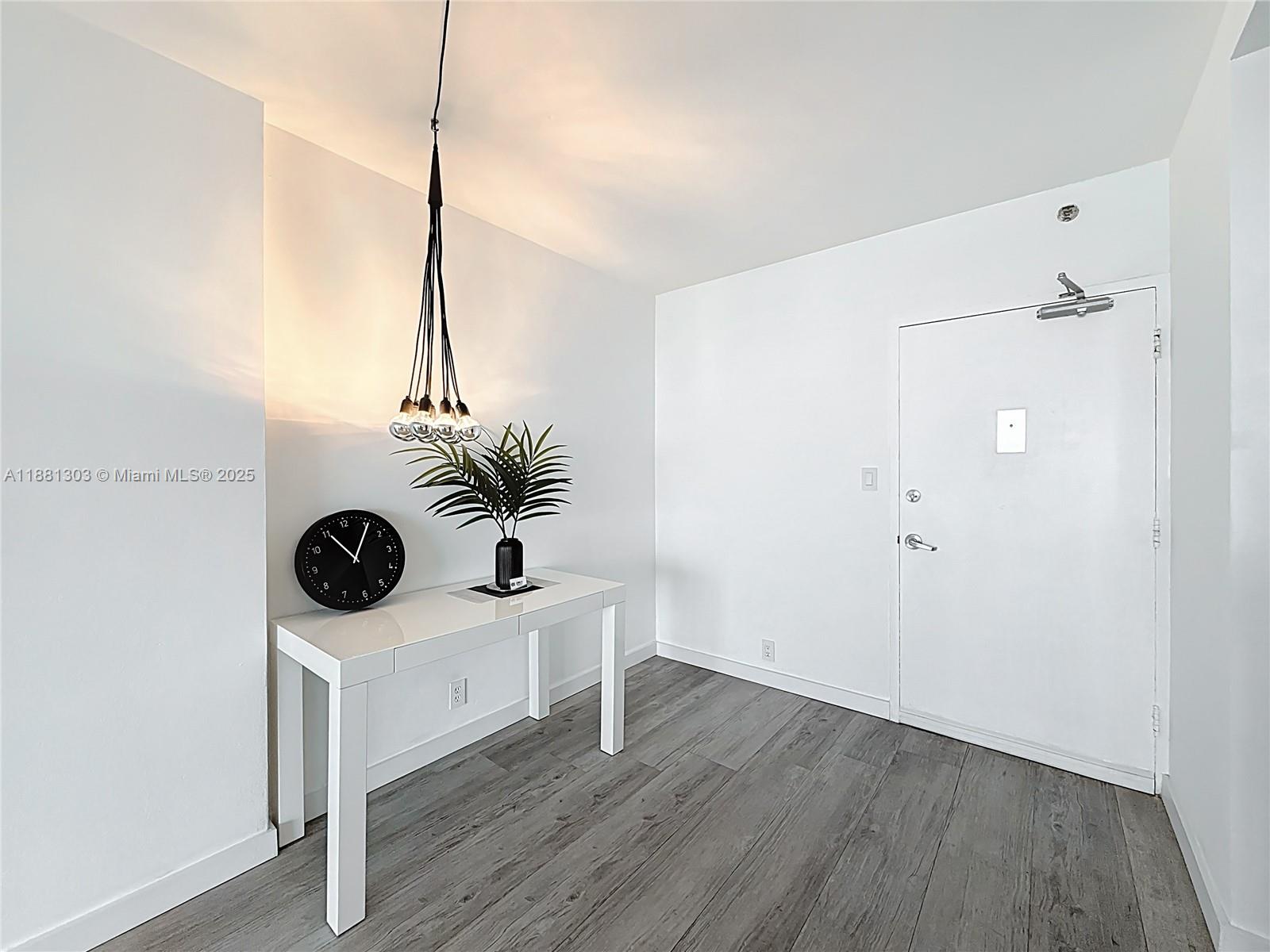 1000 West Ave #1409, Miami Beach FL 33139