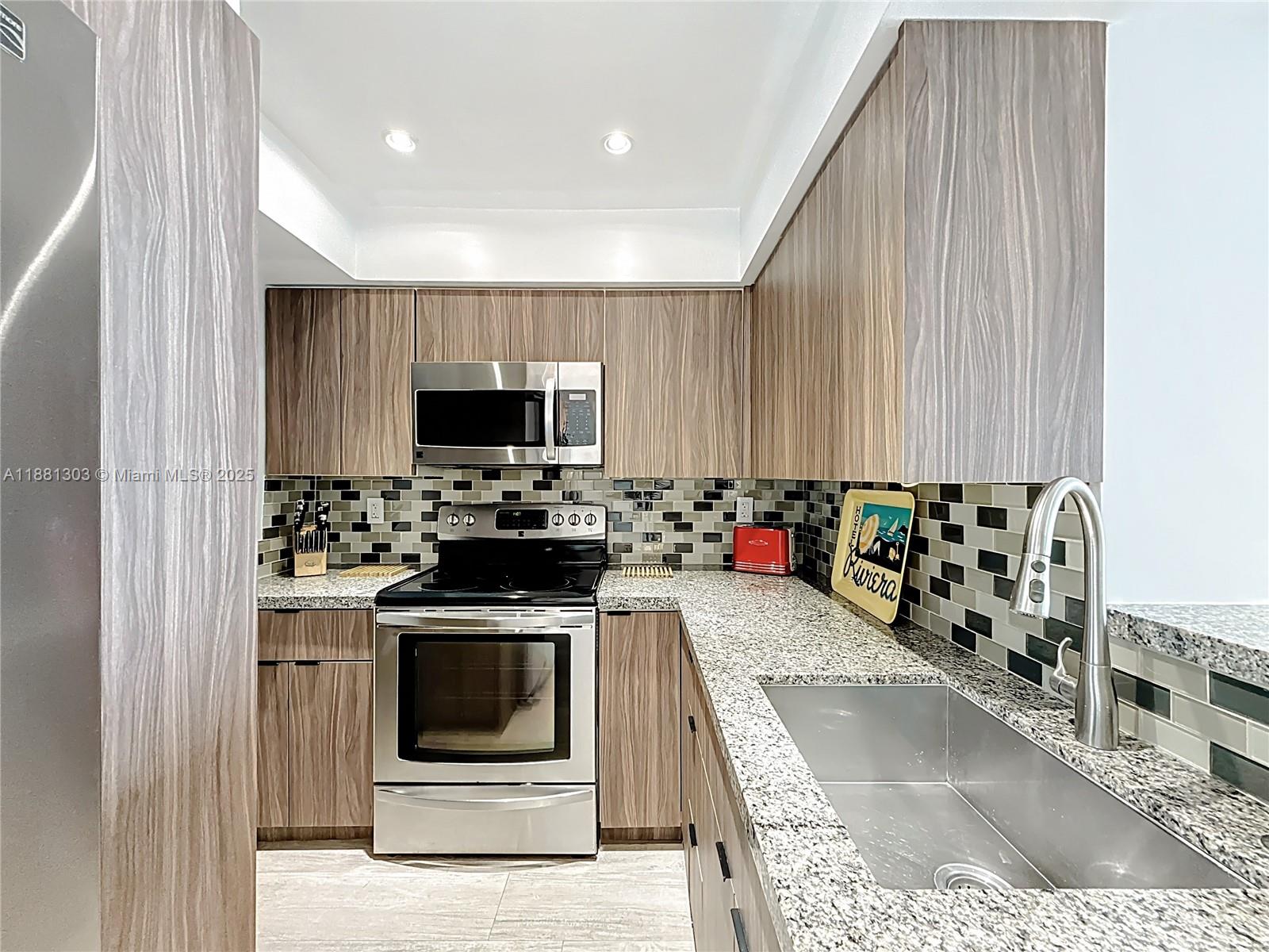 1000 West Ave #1409, Miami Beach FL 33139