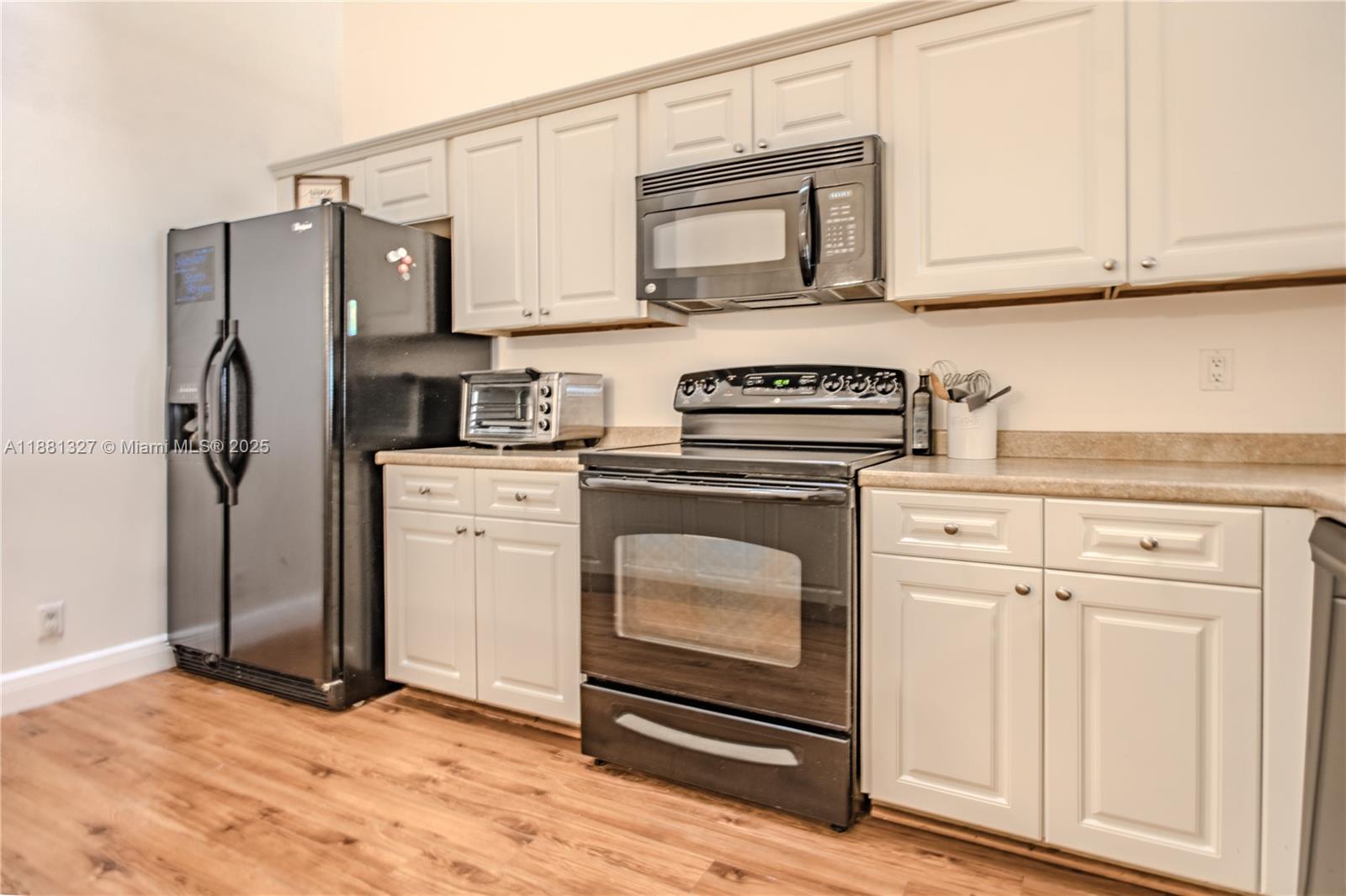 7652 S Pinewalk Dr S #139, Margate FL 33063