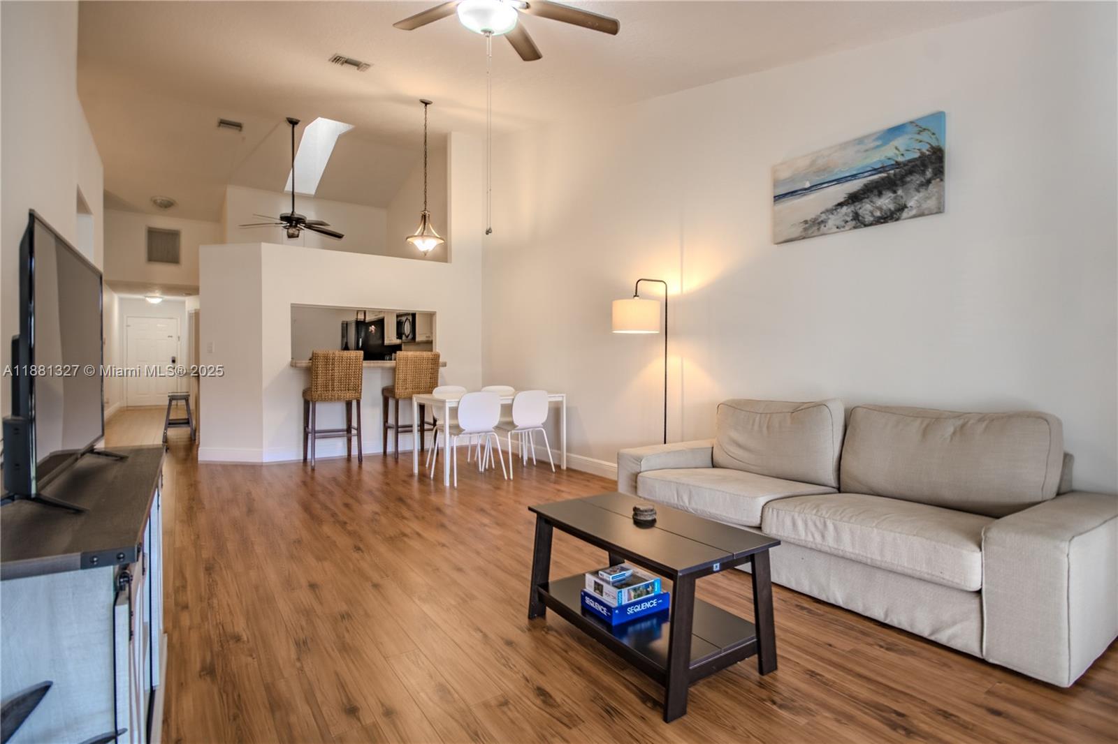 7652 S Pinewalk Dr S #139, Margate FL 33063