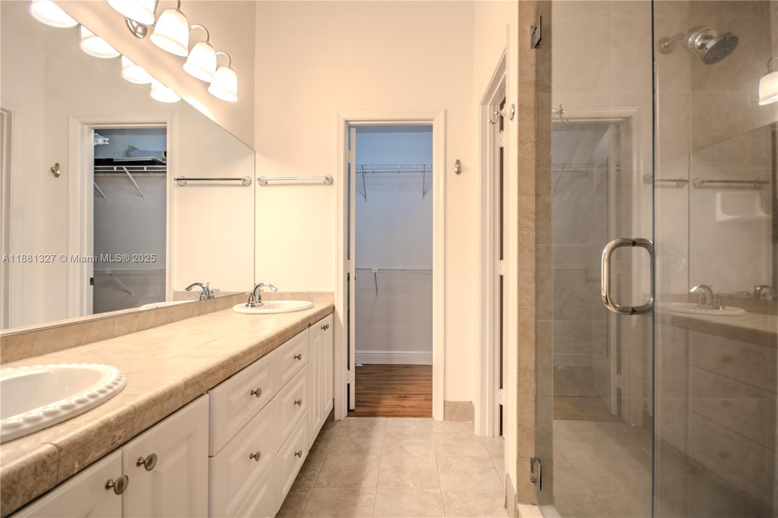 7652 S Pinewalk Dr S #139, Margate FL 33063