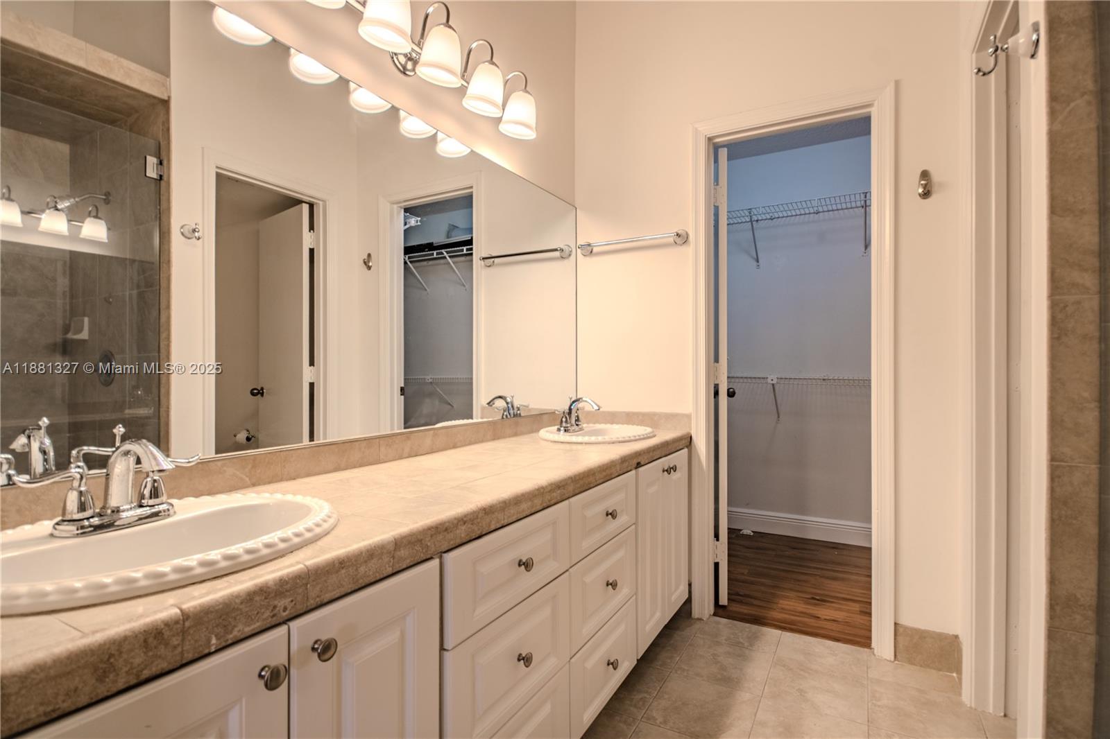7652 S Pinewalk Dr S #139, Margate FL 33063