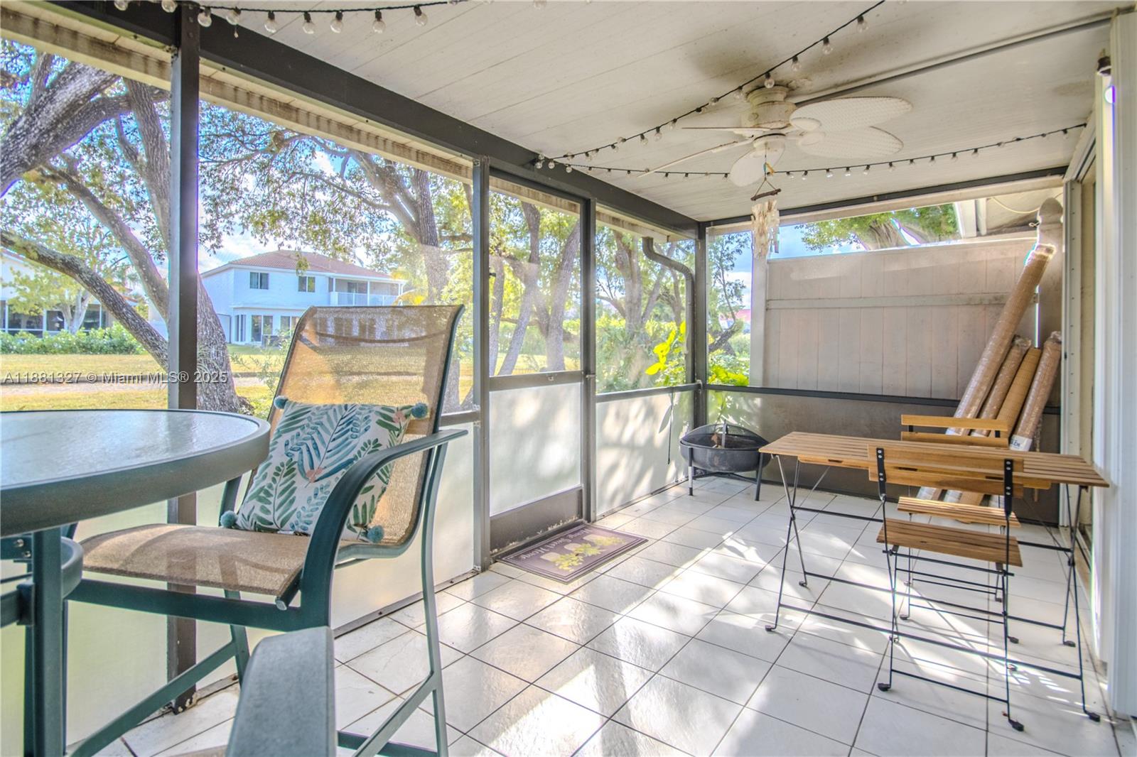 7652 S Pinewalk Dr S #139, Margate FL 33063