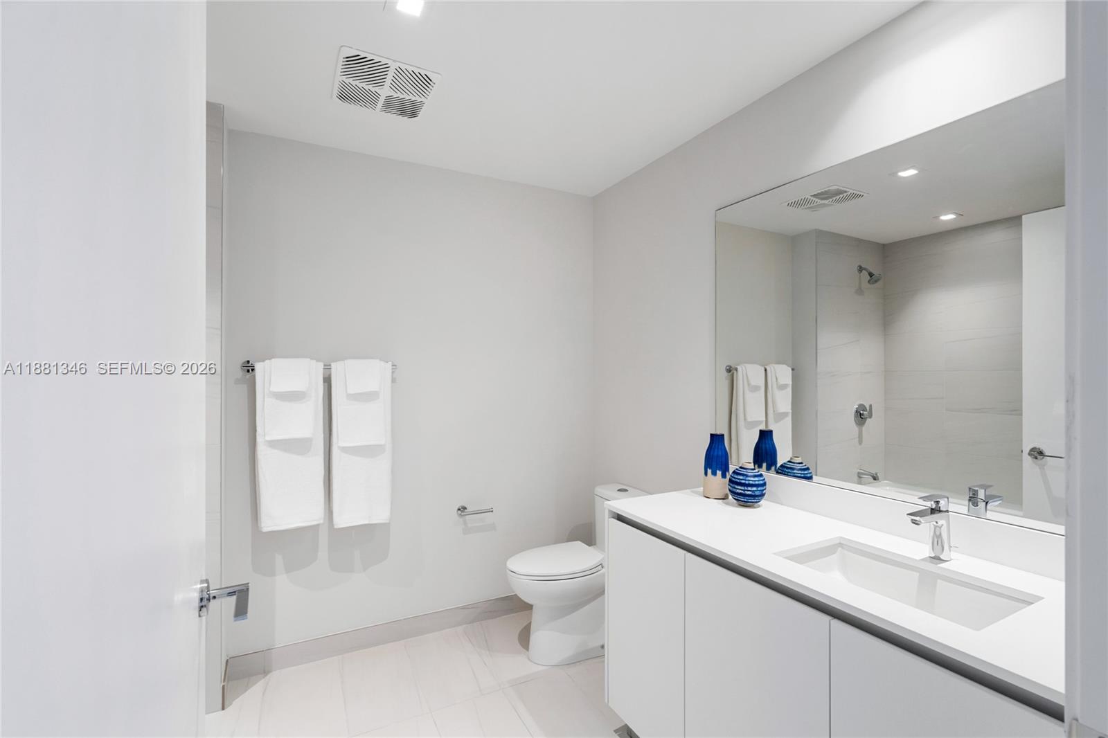 1116 N Ocean Blvd #1404, Pompano Beach FL 33062