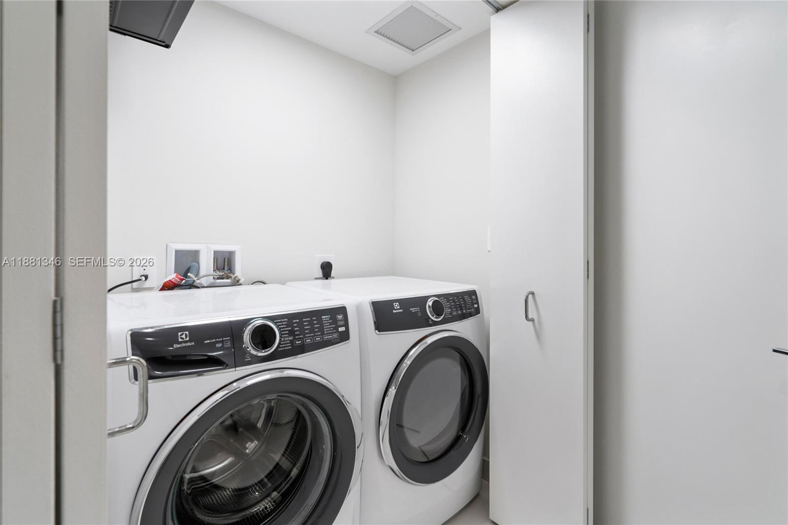1116 N Ocean Blvd #1404, Pompano Beach FL 33062