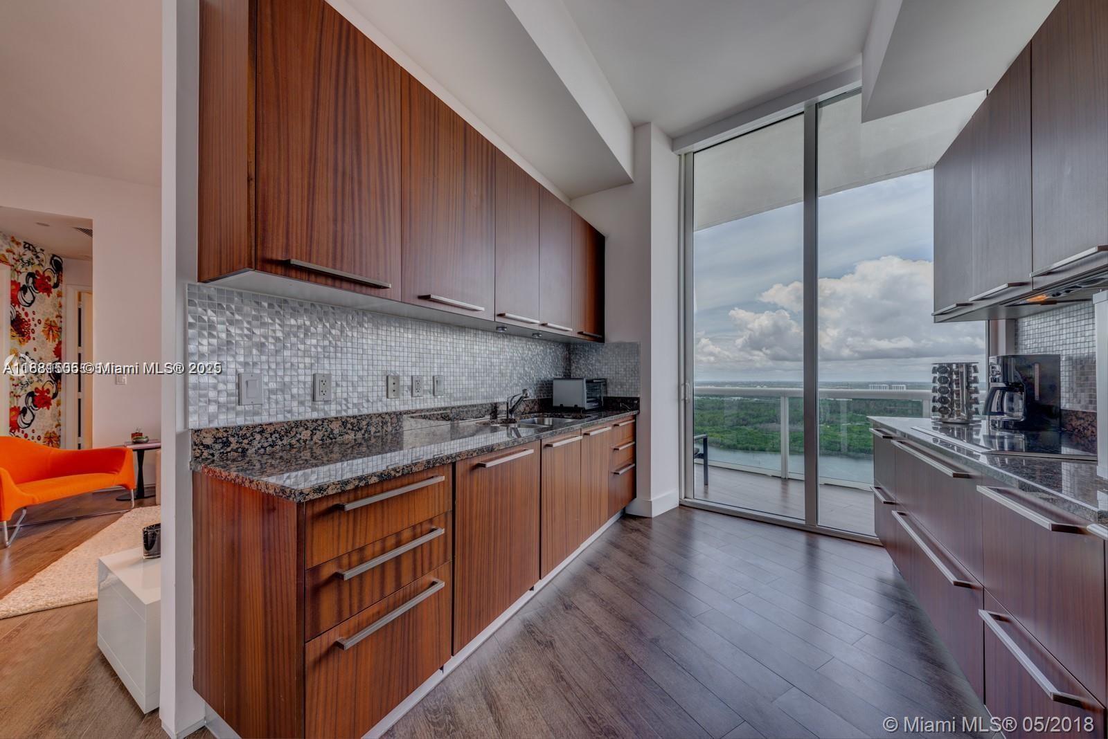 15811 Collins Ave #3205, Sunny Isles Beach FL 33160