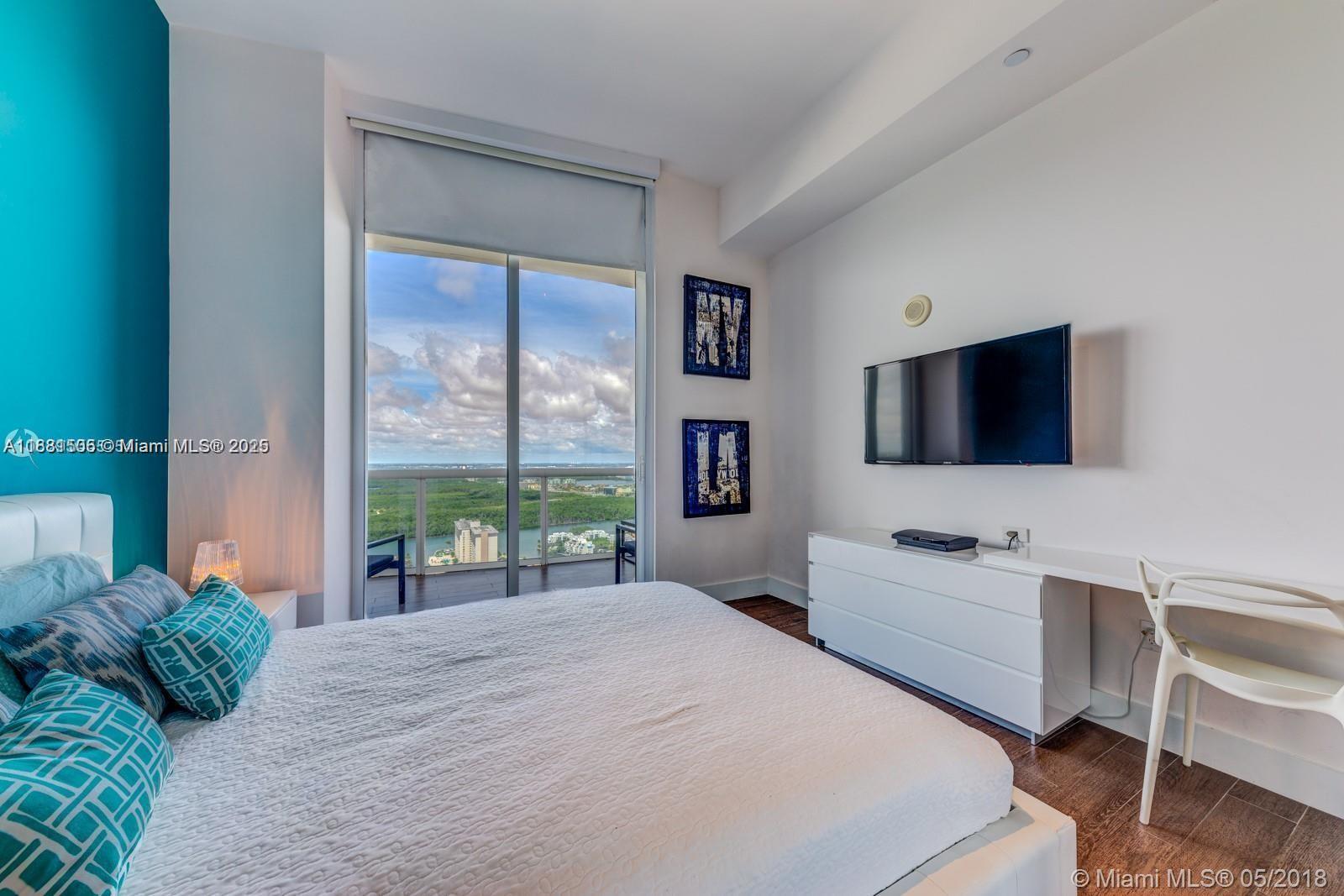 15811 Collins Ave #3205, Sunny Isles Beach FL 33160