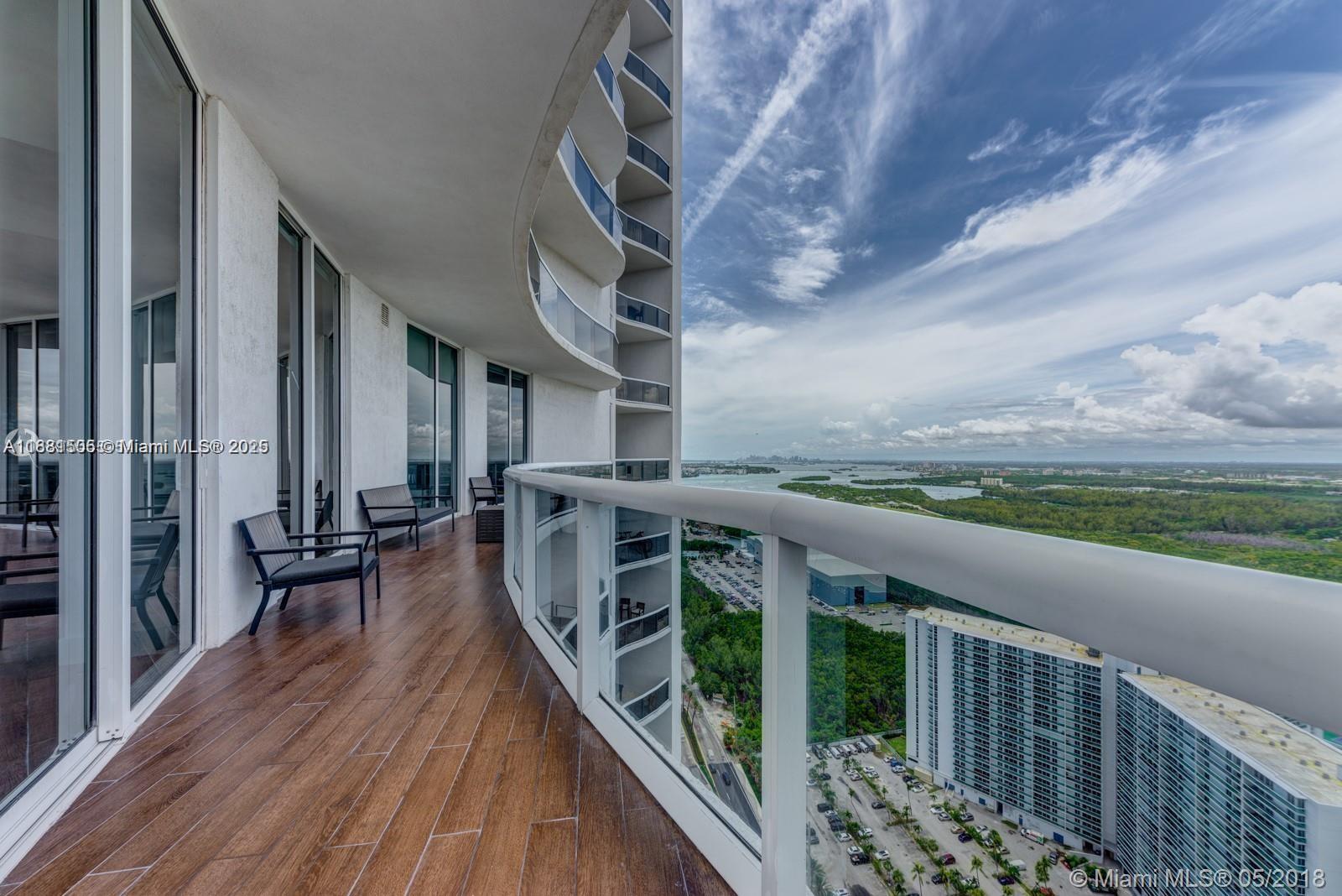 15811 Collins Ave #3205, Sunny Isles Beach FL 33160