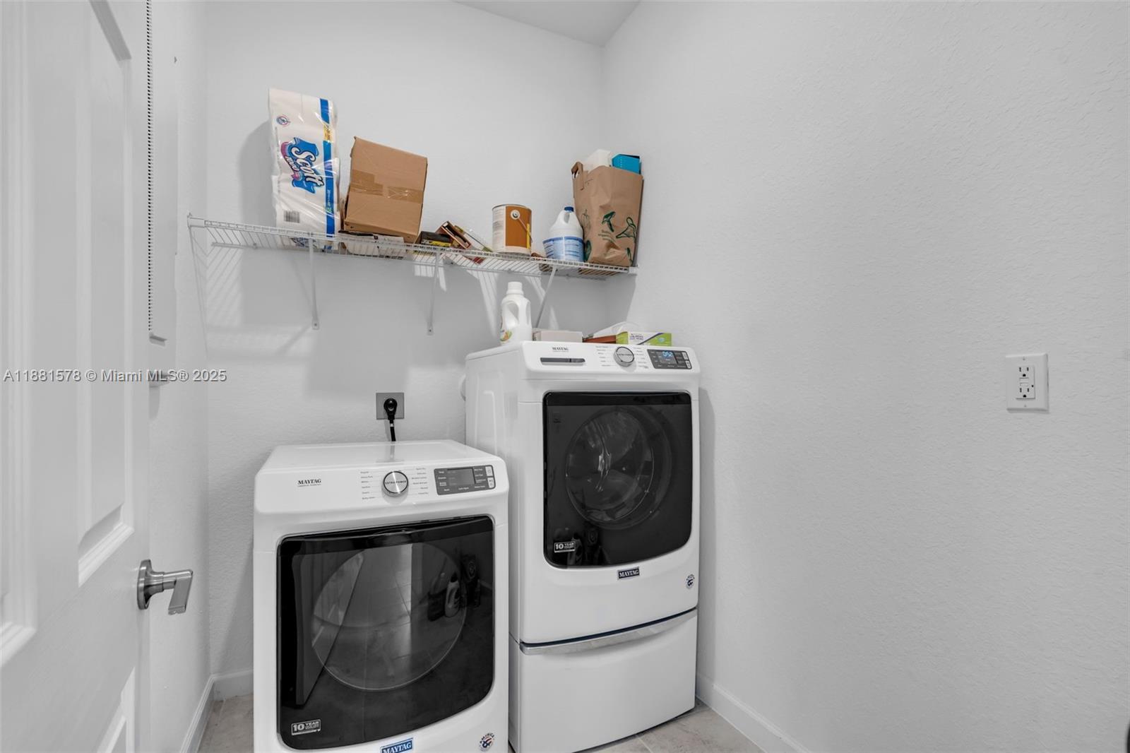 Miami FL 33179 - A11881578