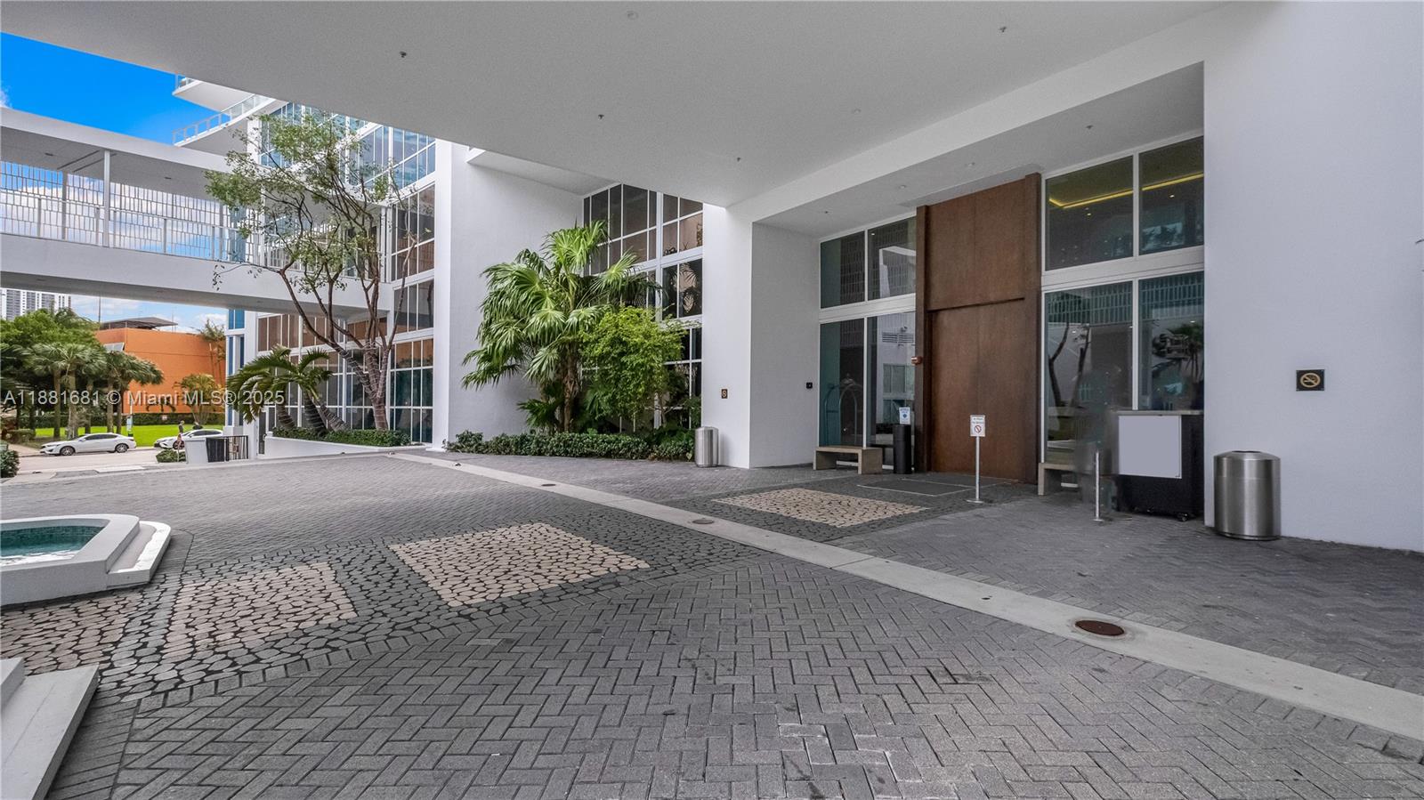 2020 N Bayshore Dr #3304, Miami FL 33137