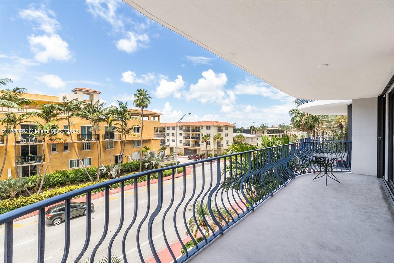 8877 Collins Ave #305, Surfside FL 33154
